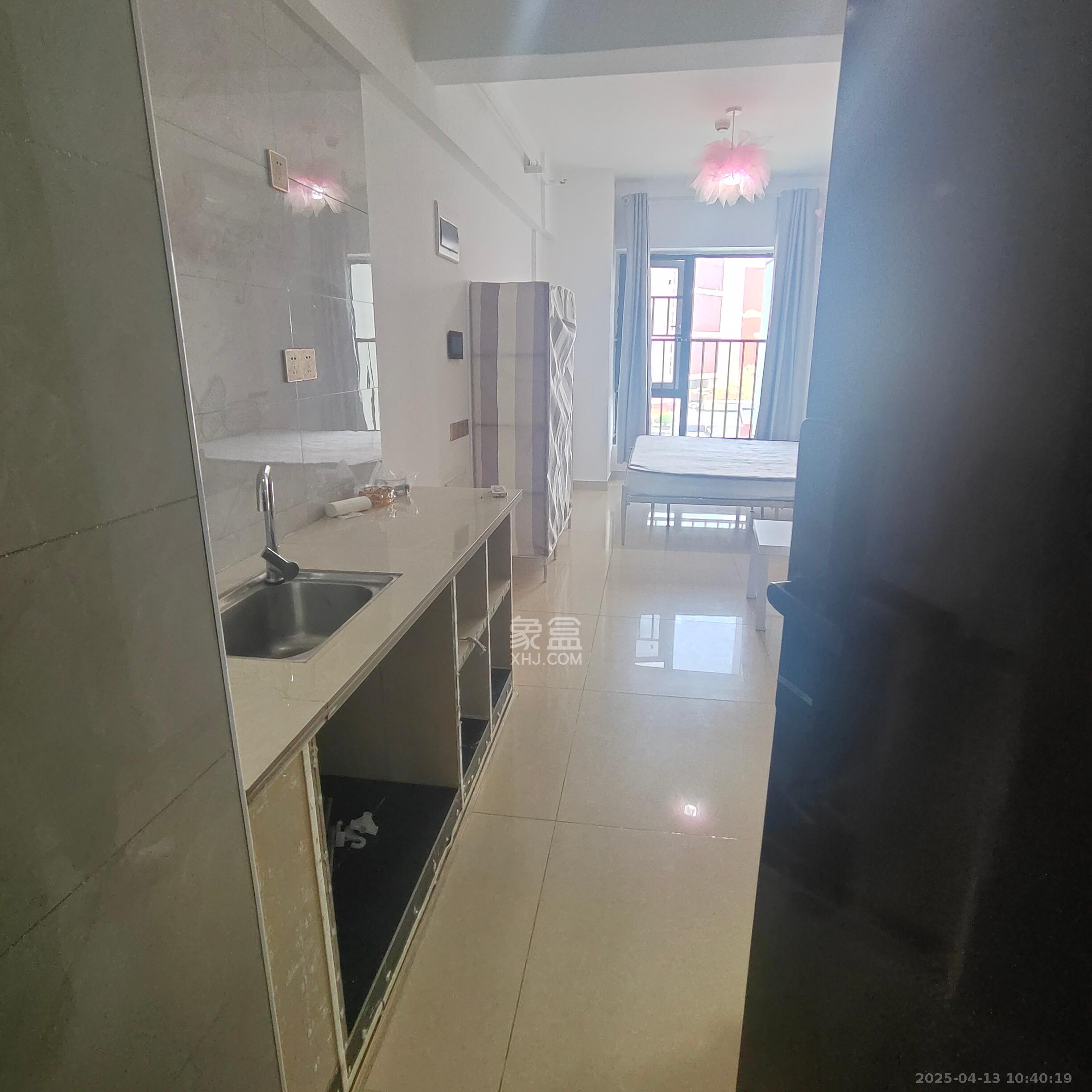 复地星光天地  1室0厅0卫    1500.0元/月室内图