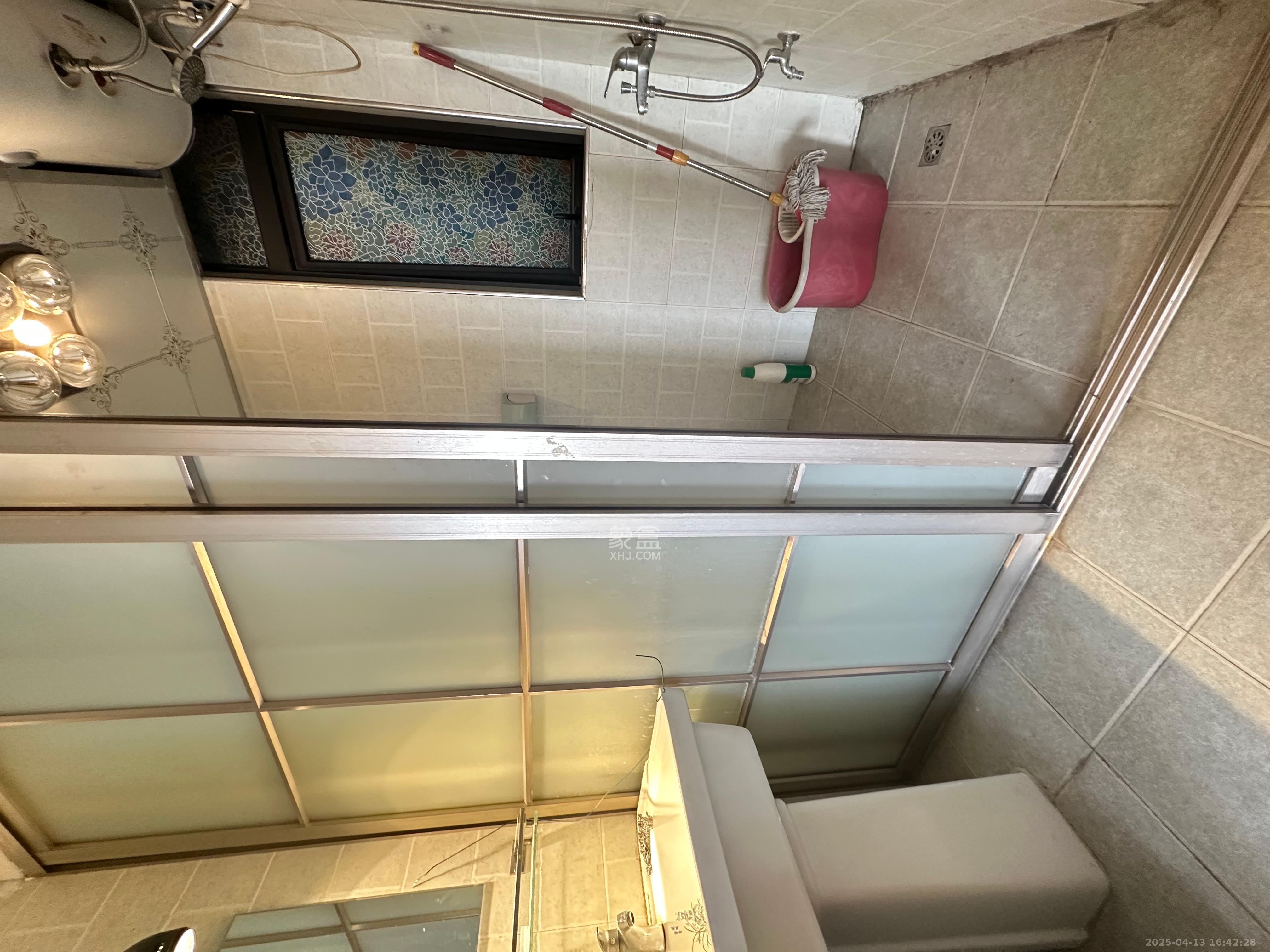 金土地第一湾  2室2厅1卫   2200.00元/月室内图
