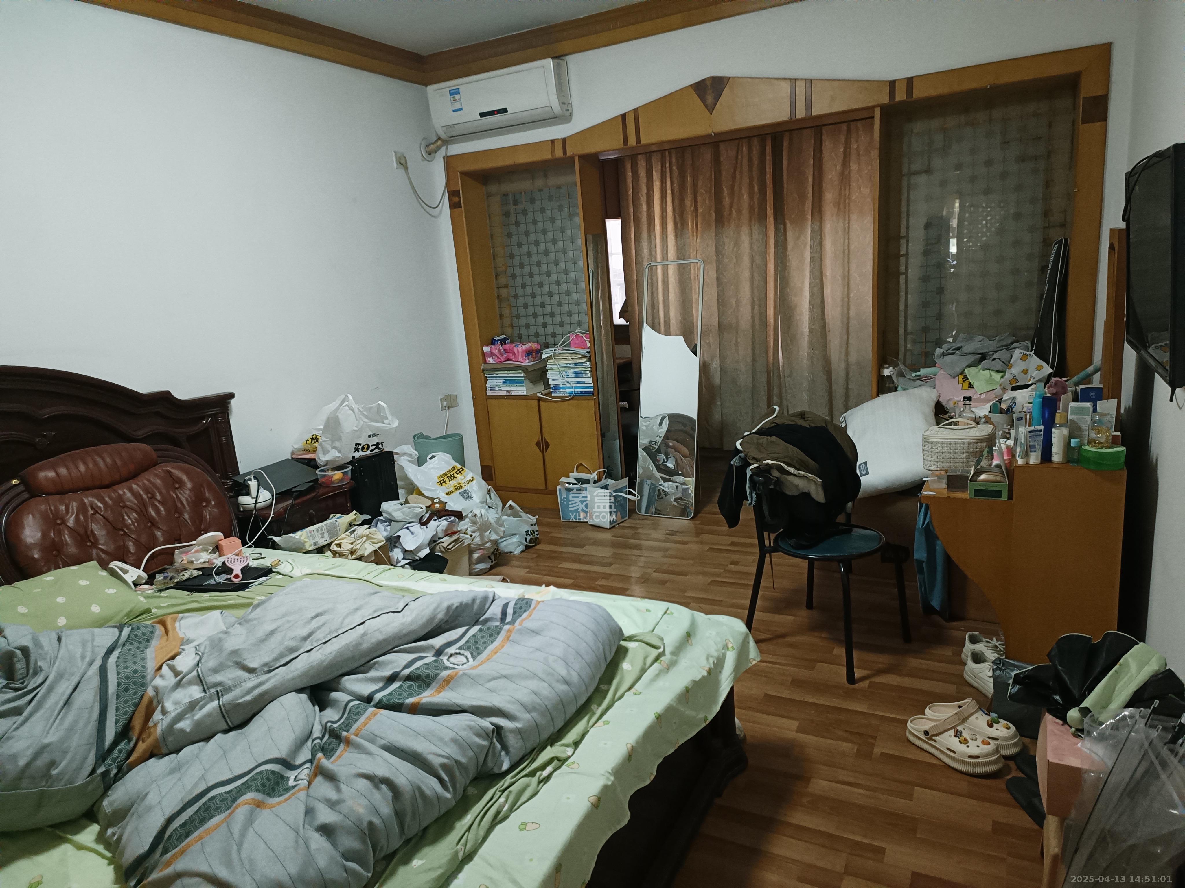 南沙公寓  3室2厅1卫    1800.0元/月 南沙公寓  3室2厅1卫    1800.0元/月室内图