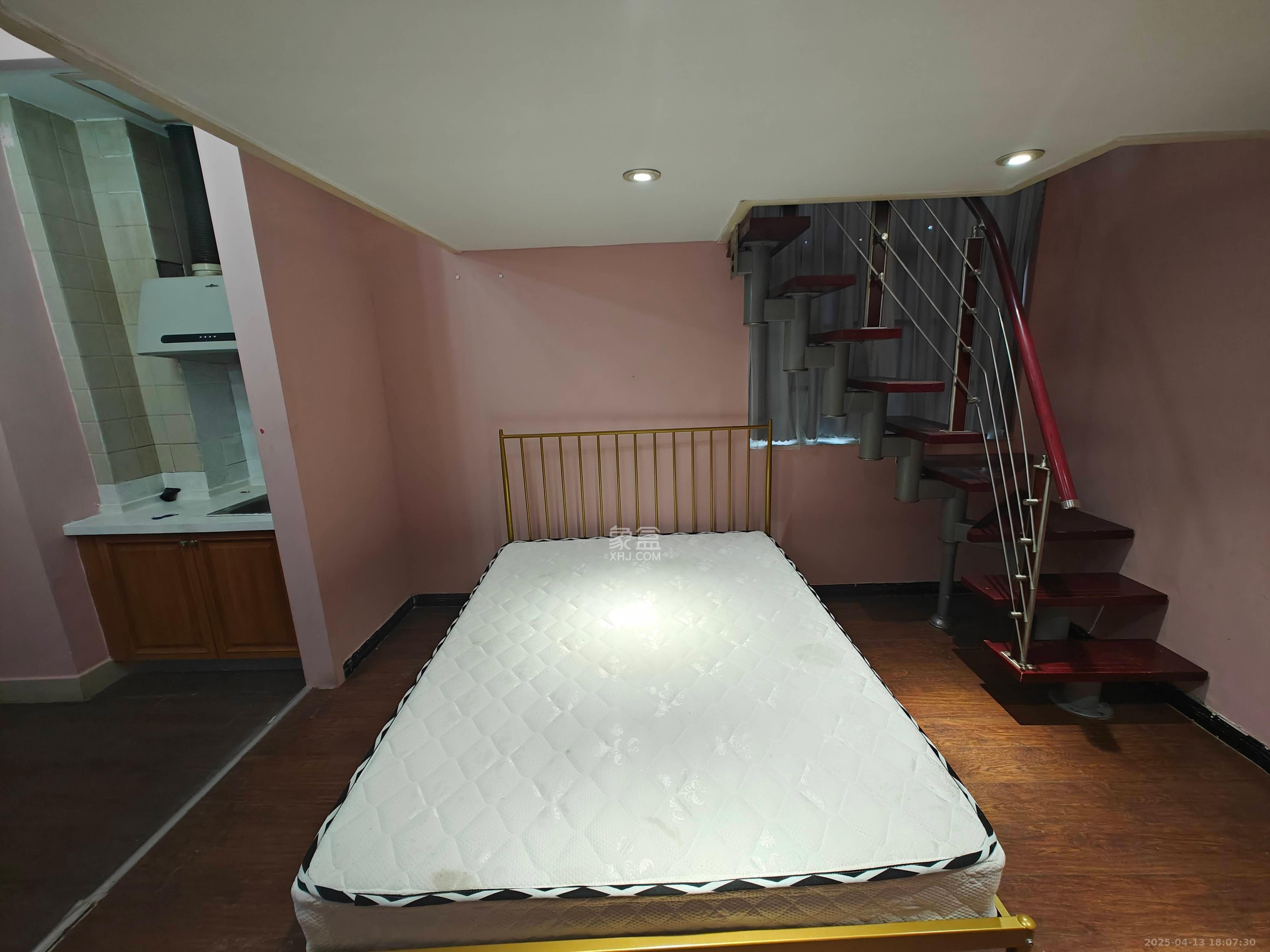 铂宫  1室1厅1卫   1700.00元/月室内图