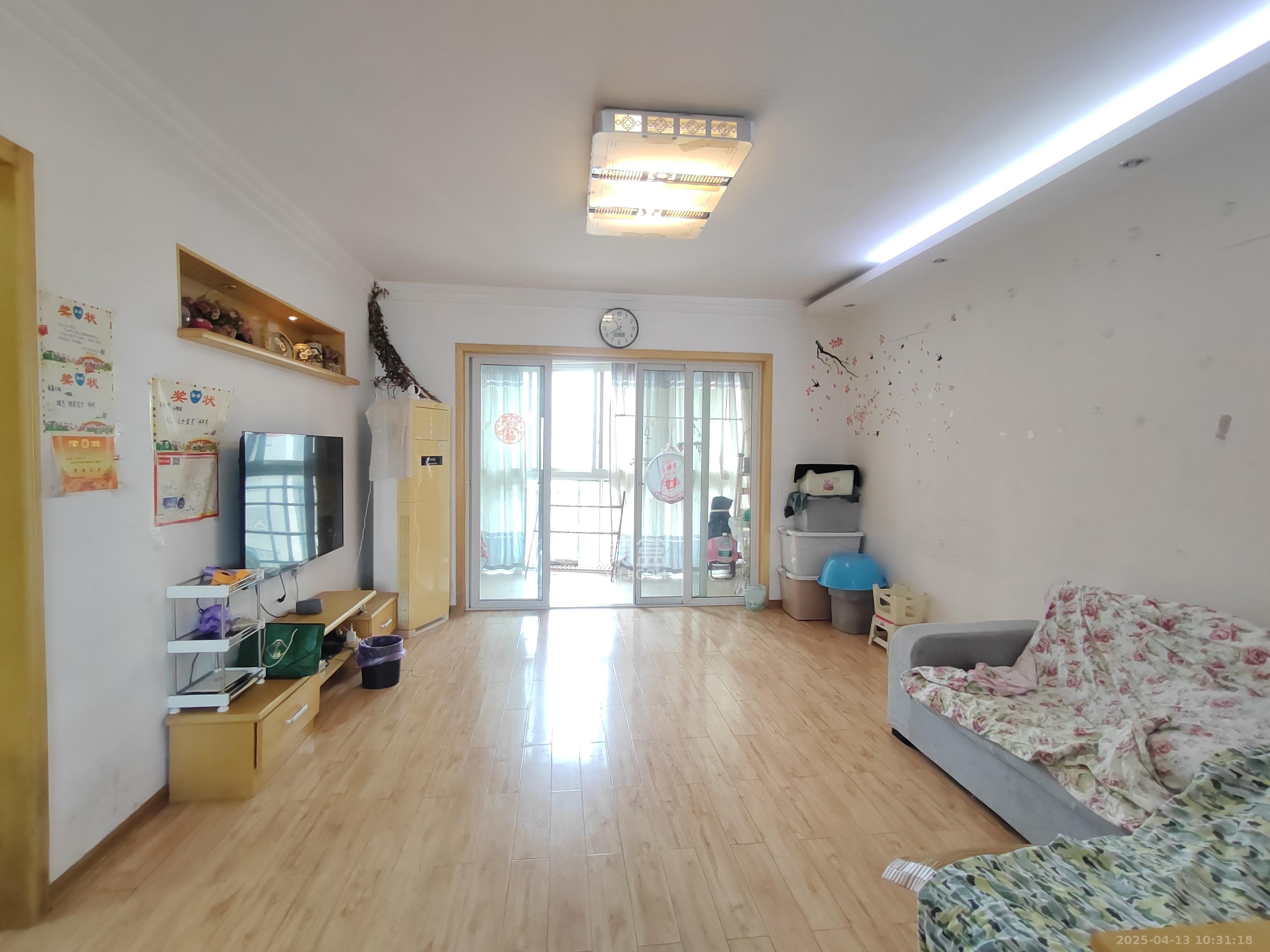 世景华庭 2室1厅1卫 1600.0元/月 世景华庭 2室1厅1卫 1600.0元/月室内图