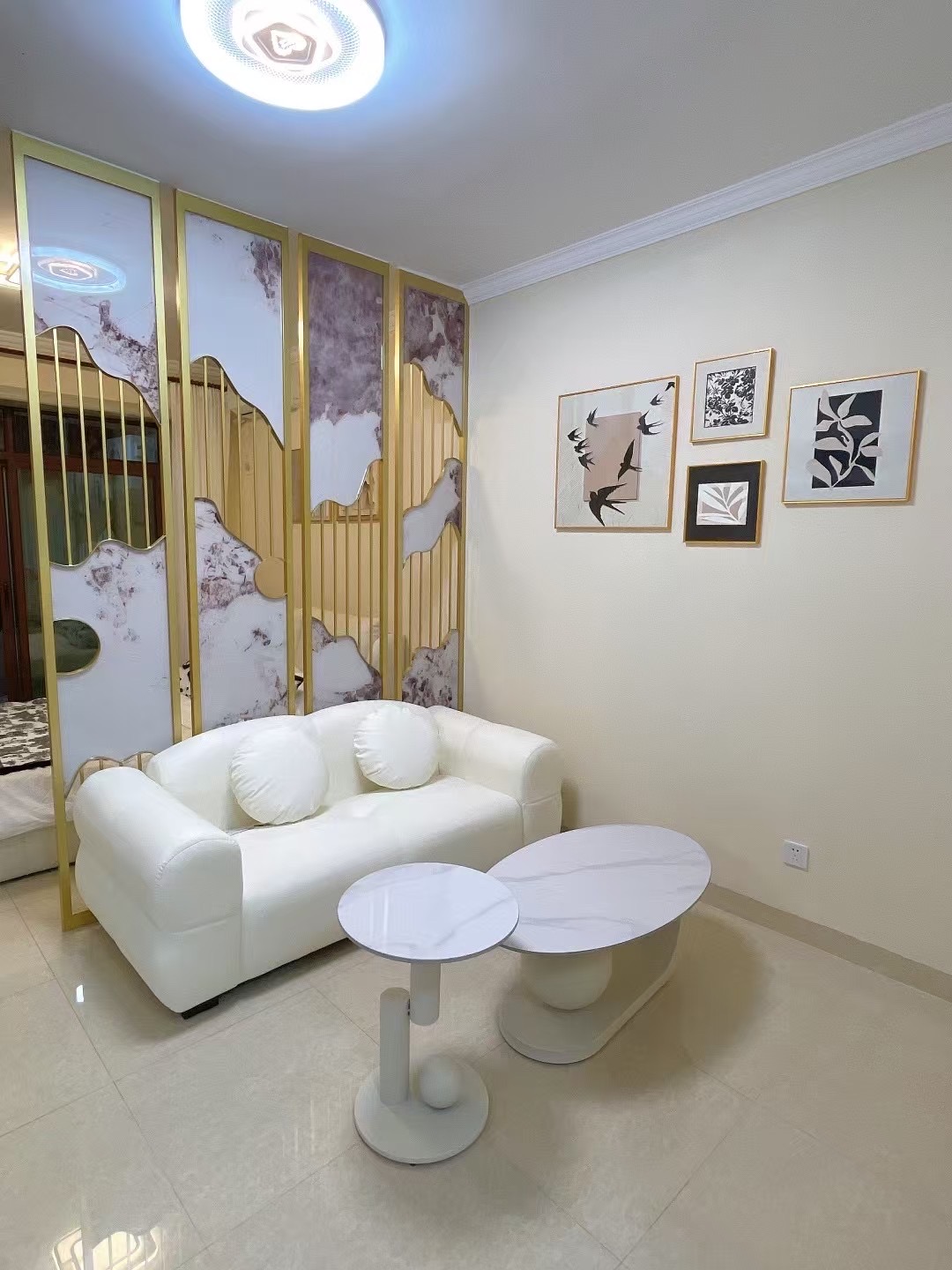 蔚蓝海语印象 1室1厅1卫 62.5万 蔚蓝海语印象 1室1厅1卫 62.5万客厅