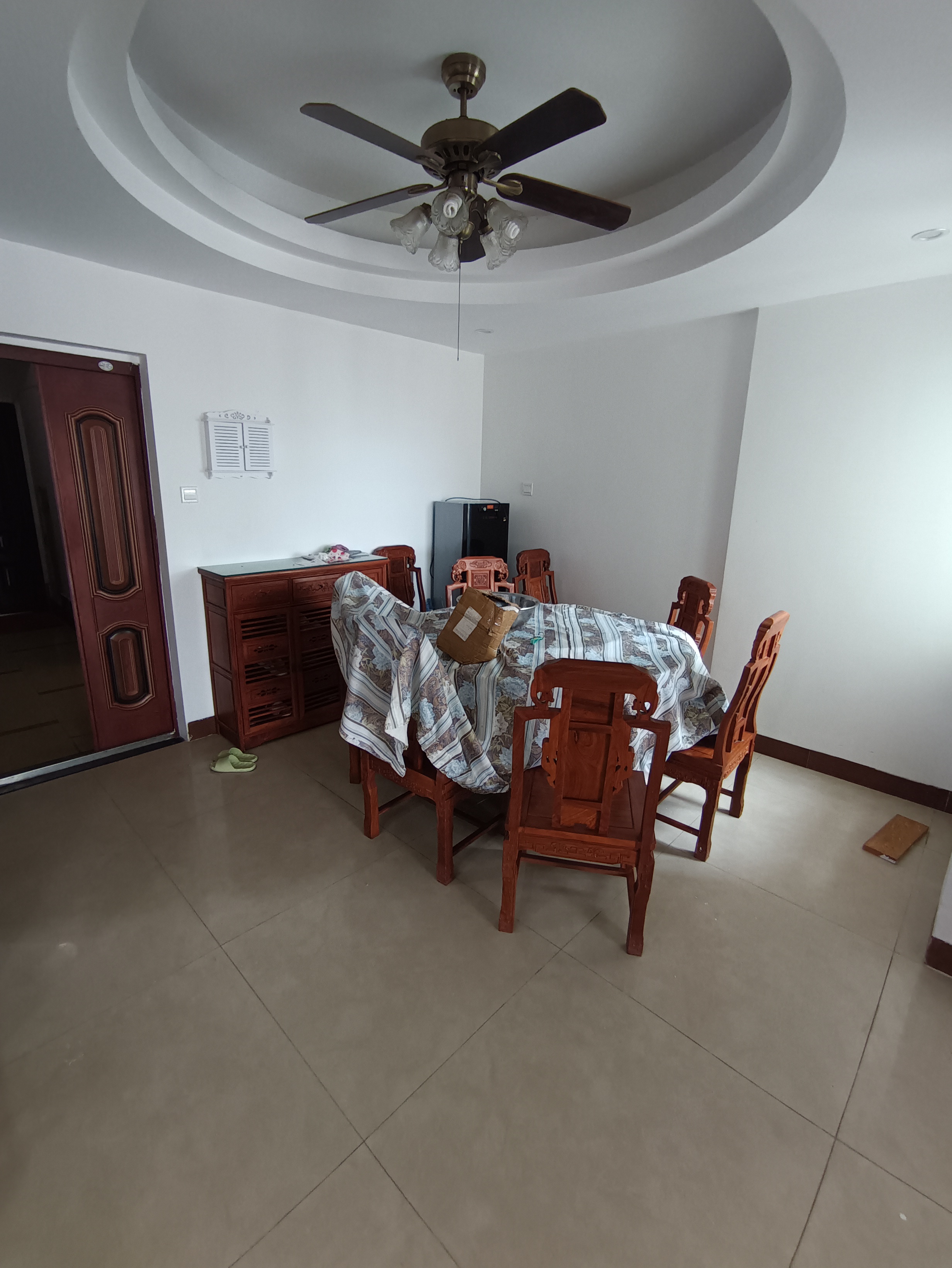 兆南绿岛家园 4室2厅3卫 4500.0元/月 兆南绿岛家园 4室2厅3卫 4500.0元/月室内图