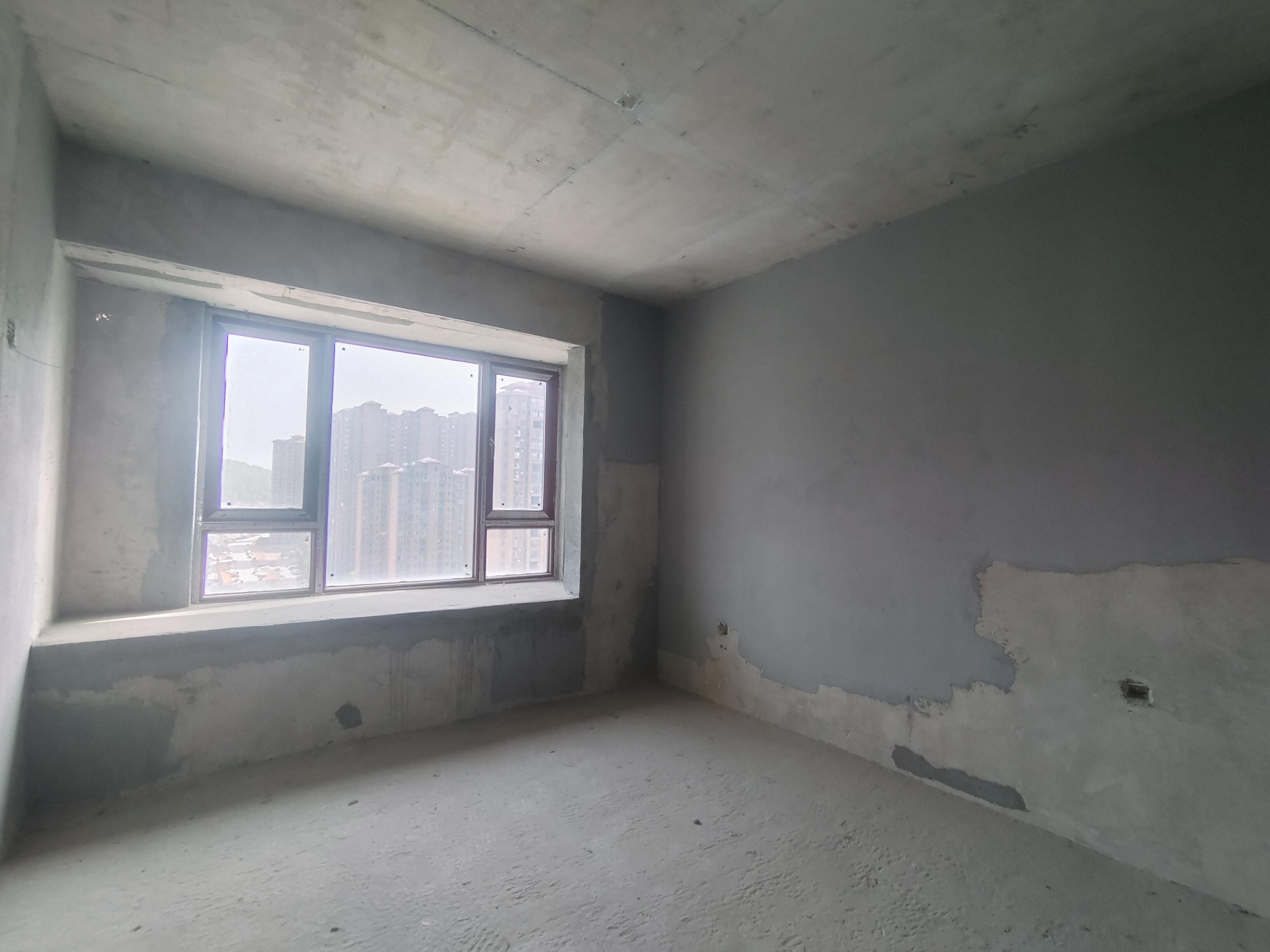 石化大院  3室2厅2卫    72.8万 石化大院  3室2厅2卫    72.8万客厅