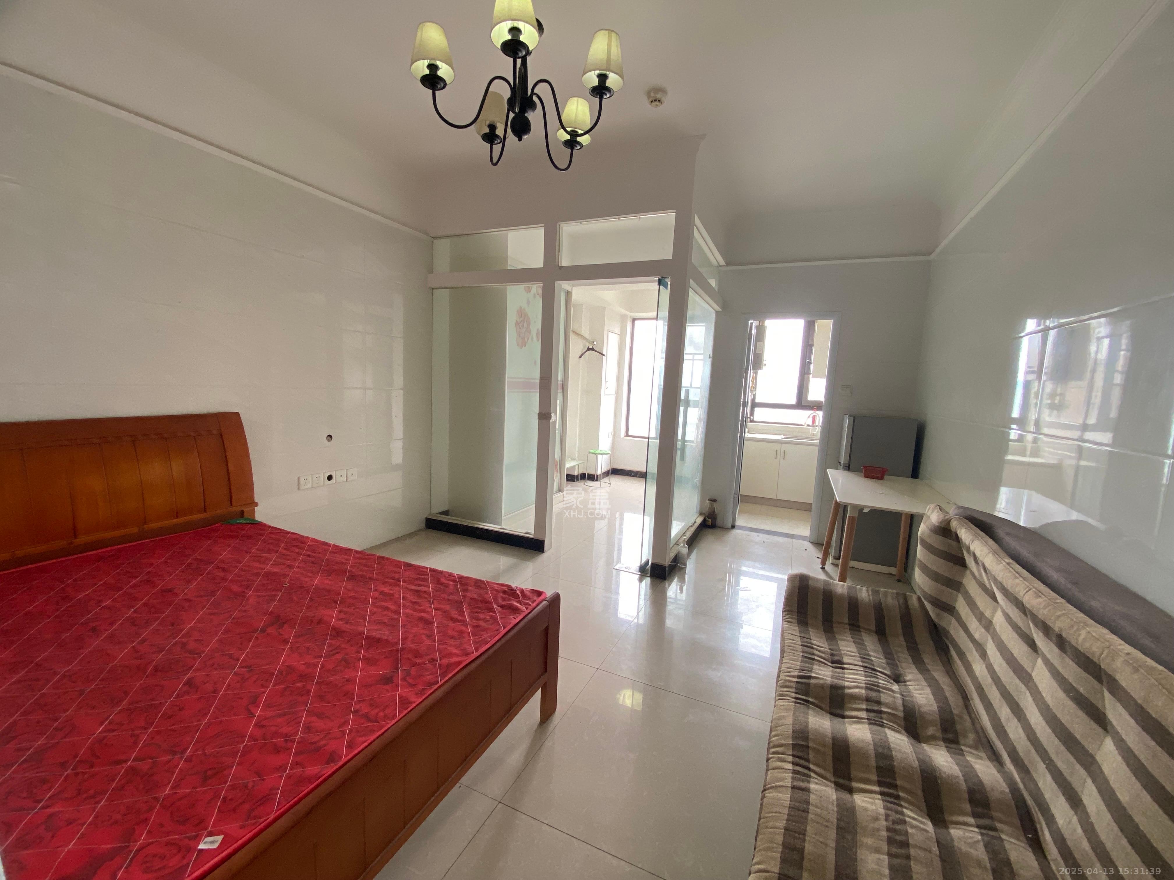 中信凯旋蓝岸(中信新城三期) 1室1厅1卫 1100.0元/月 中信凯旋蓝岸(中信新城三期) 1室1厅1卫 1100.0元/月室内图