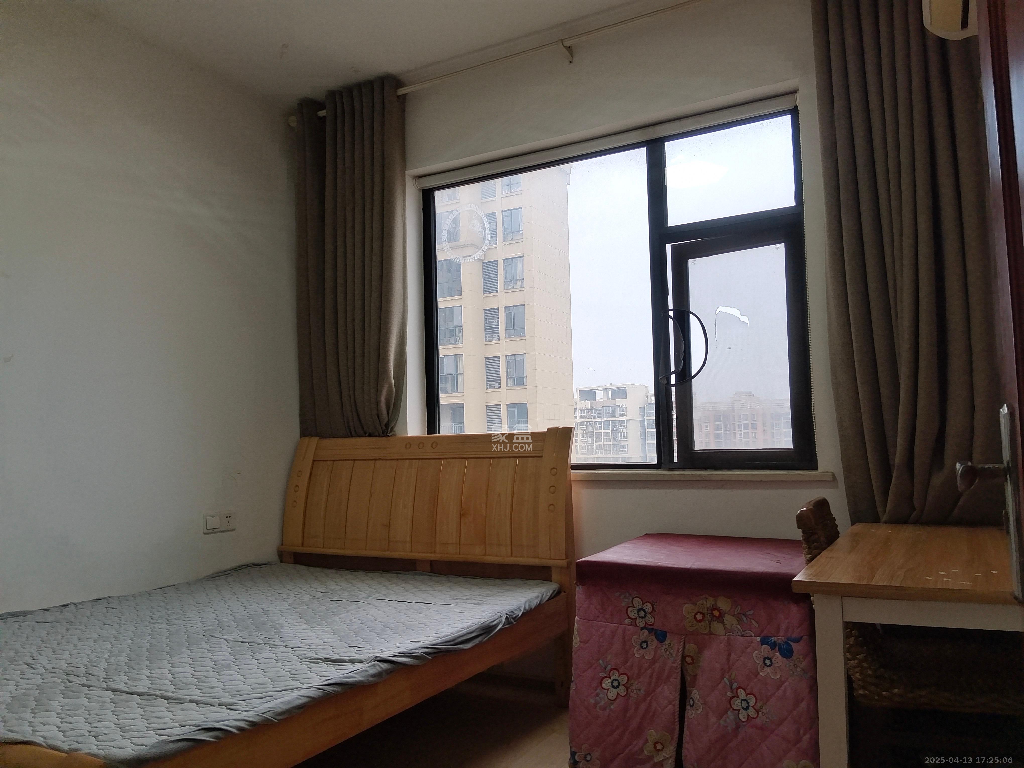 高盛华成 4室2厅1卫 2200.0元/月 高盛华成 4室2厅1卫 2200.0元/月室内图