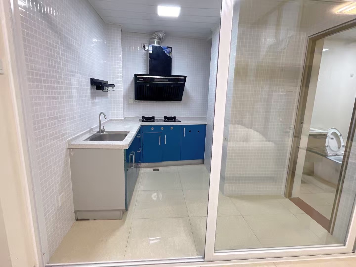 蔚蓝海语印象 1室1厅1卫 62.5万 蔚蓝海语印象 1室1厅1卫 62.5万客厅