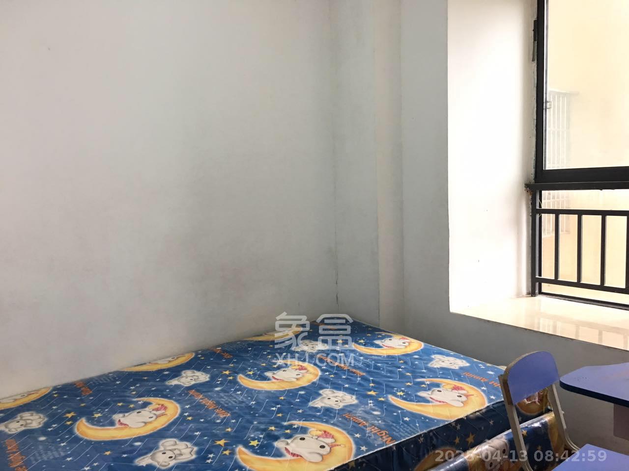 保利麓谷林语C区 3室2厅1卫 2300.0元/月 保利麓谷林语C区 3室2厅1卫 2300.0元/月室内图