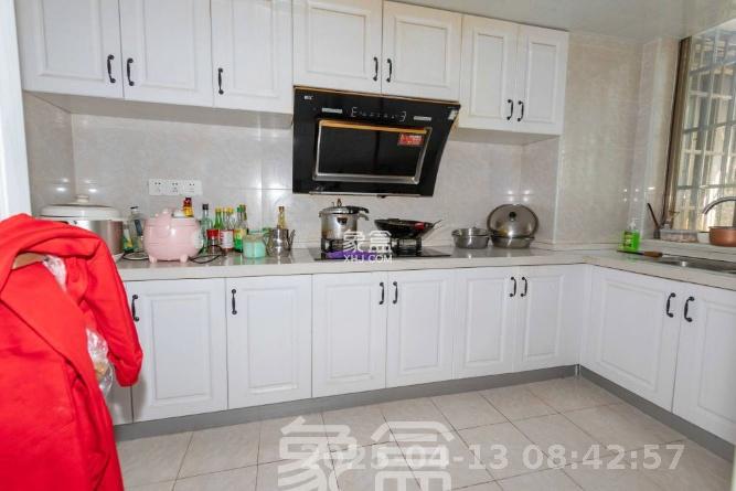 南郡明珠 4室2厅2卫 1600.0元/月 南郡明珠 4室2厅2卫 1600.0元/月室内图