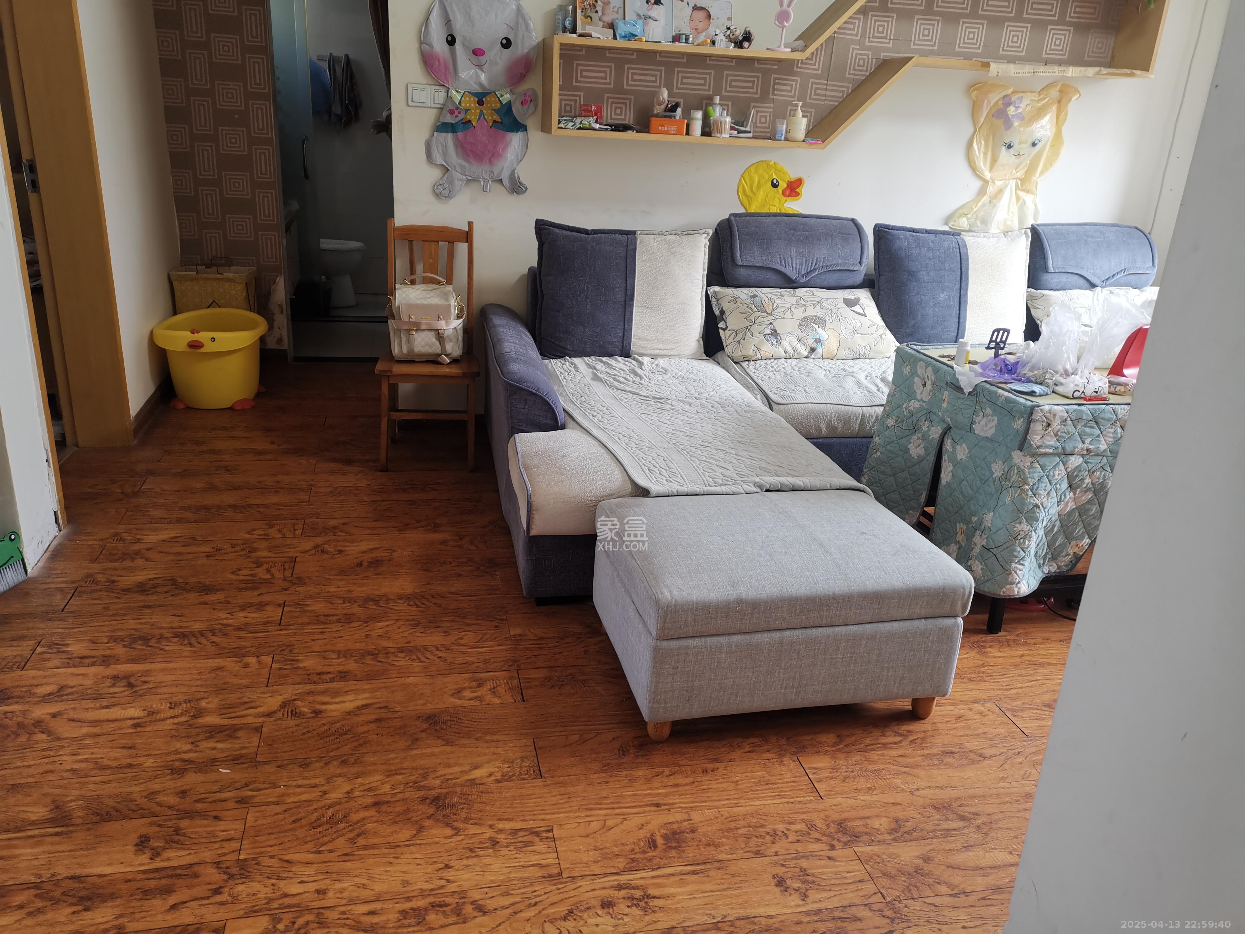 湘江世纪城映江苑 3室2厅1卫 2300.0元/月 湘江世纪城映江苑 3室2厅1卫 2300.0元/月室内图