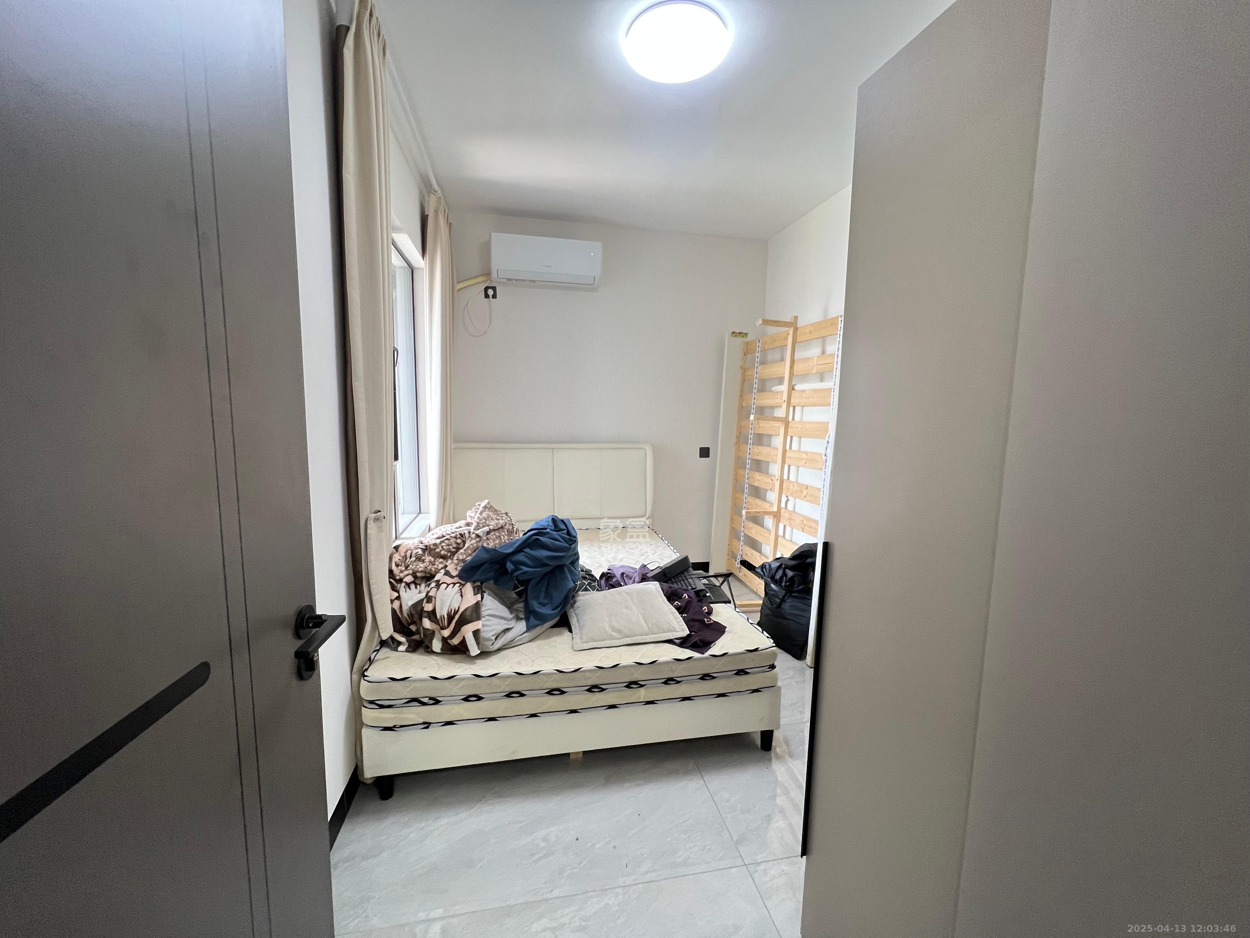 诺德滨江逸园（中铁逸园）  3室2厅2卫   3200.00元/月室内图