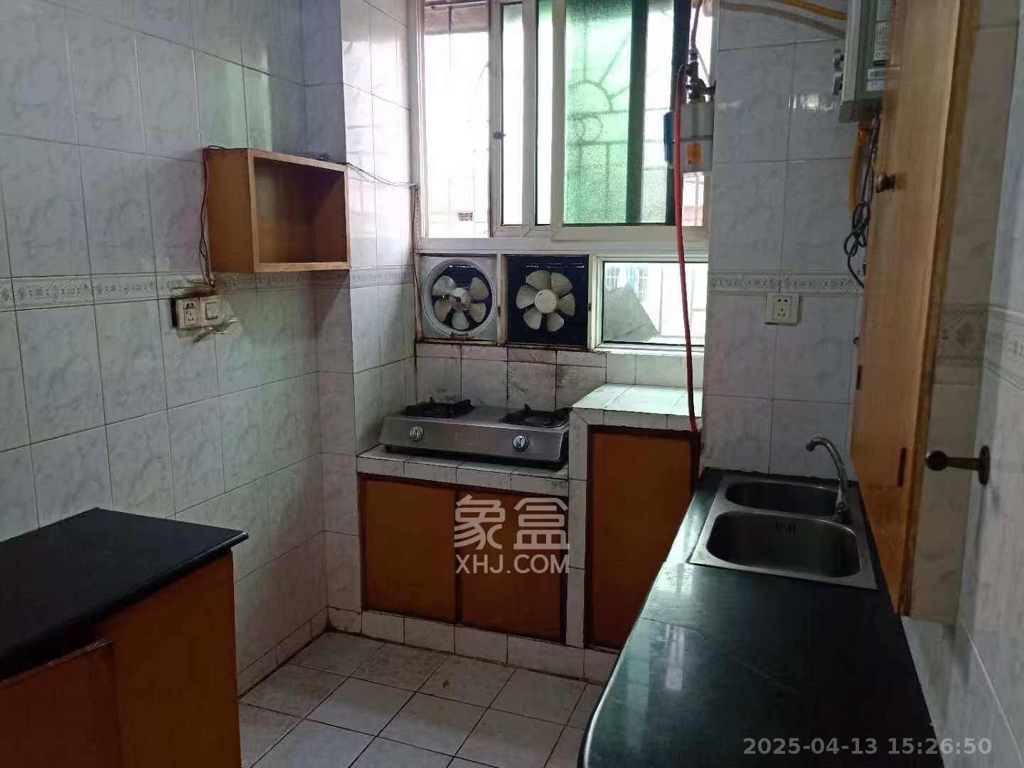 湖南石油化学工业局小区（侯家塘化工厅）  3室2厅1卫   3000.00元/月室内图