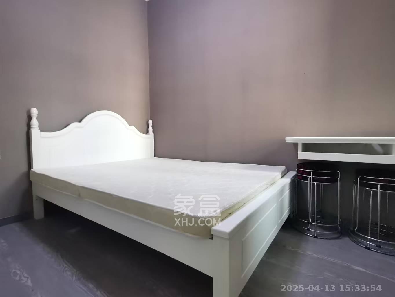 金茂梅溪湖 3室2厅2卫 3500.0元/月 金茂梅溪湖 3室2厅2卫 3500.0元/月室内图