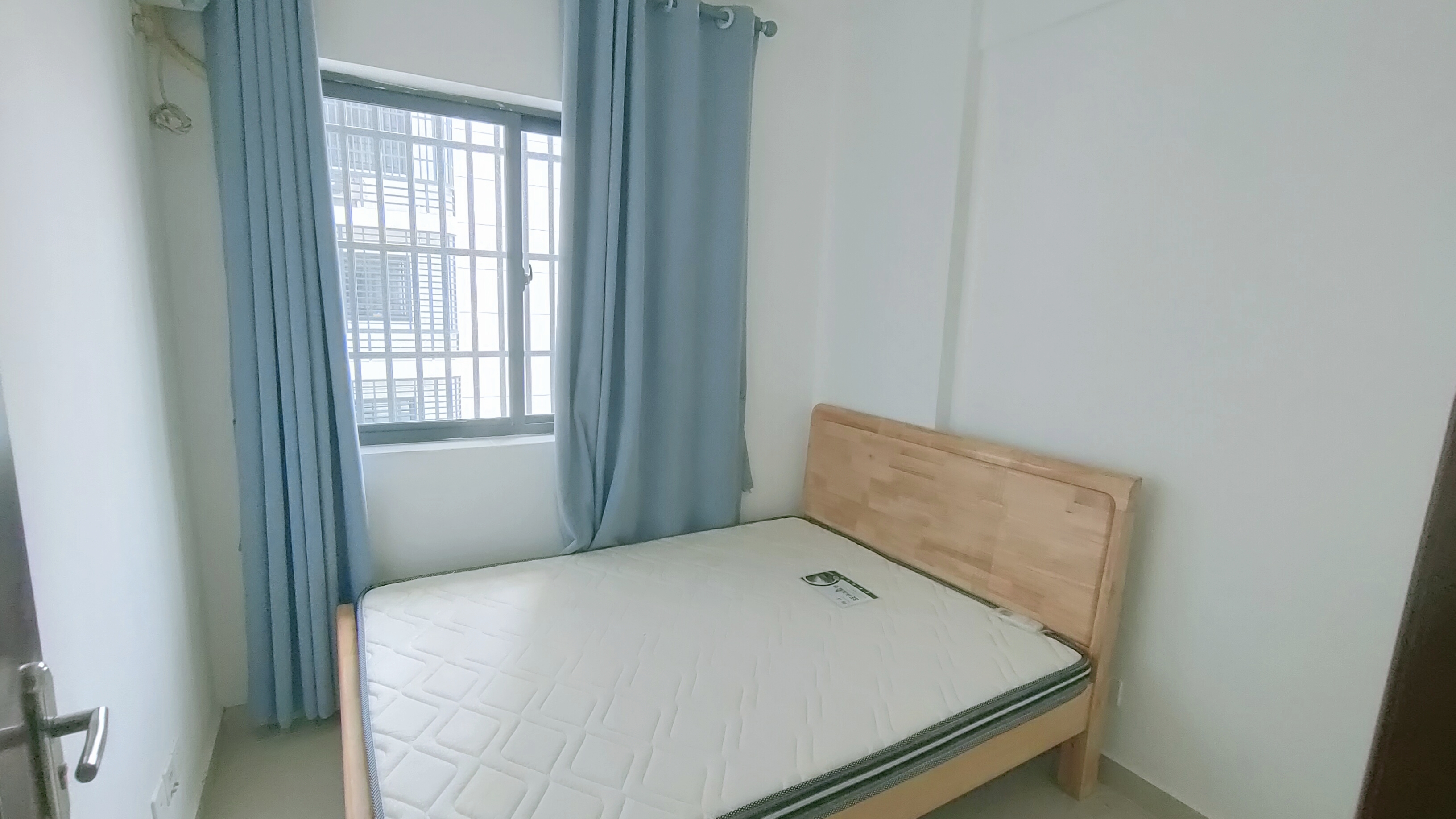龙昆雅苑  3室2厅1卫   2600.00元/月室内图