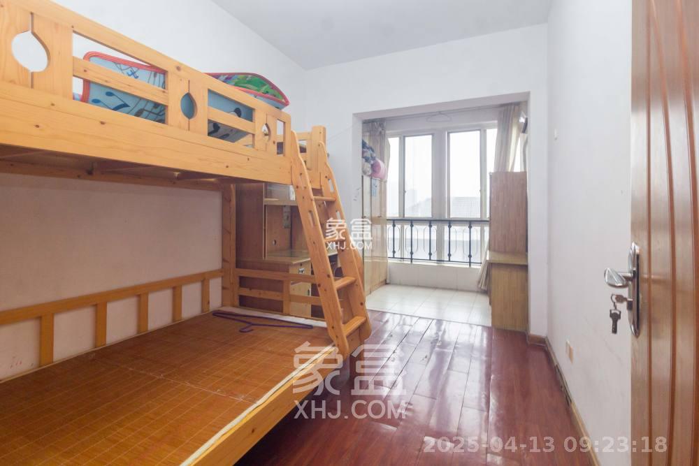 东城名苑  3室2厅2卫    1500.0元/月 东城名苑  3室2厅2卫    1500.0元/月室内图