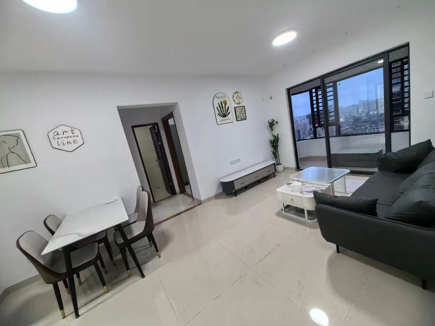 龙城新景  1室0厅0卫   2600.00元/月室内图