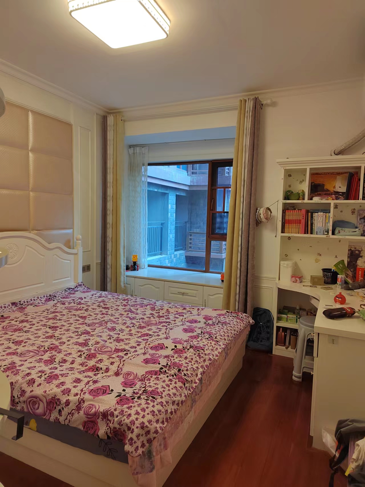 盛世时代广场 1室1厅1卫 35.8万 盛世时代广场 1室1厅1卫 35.8万室内图