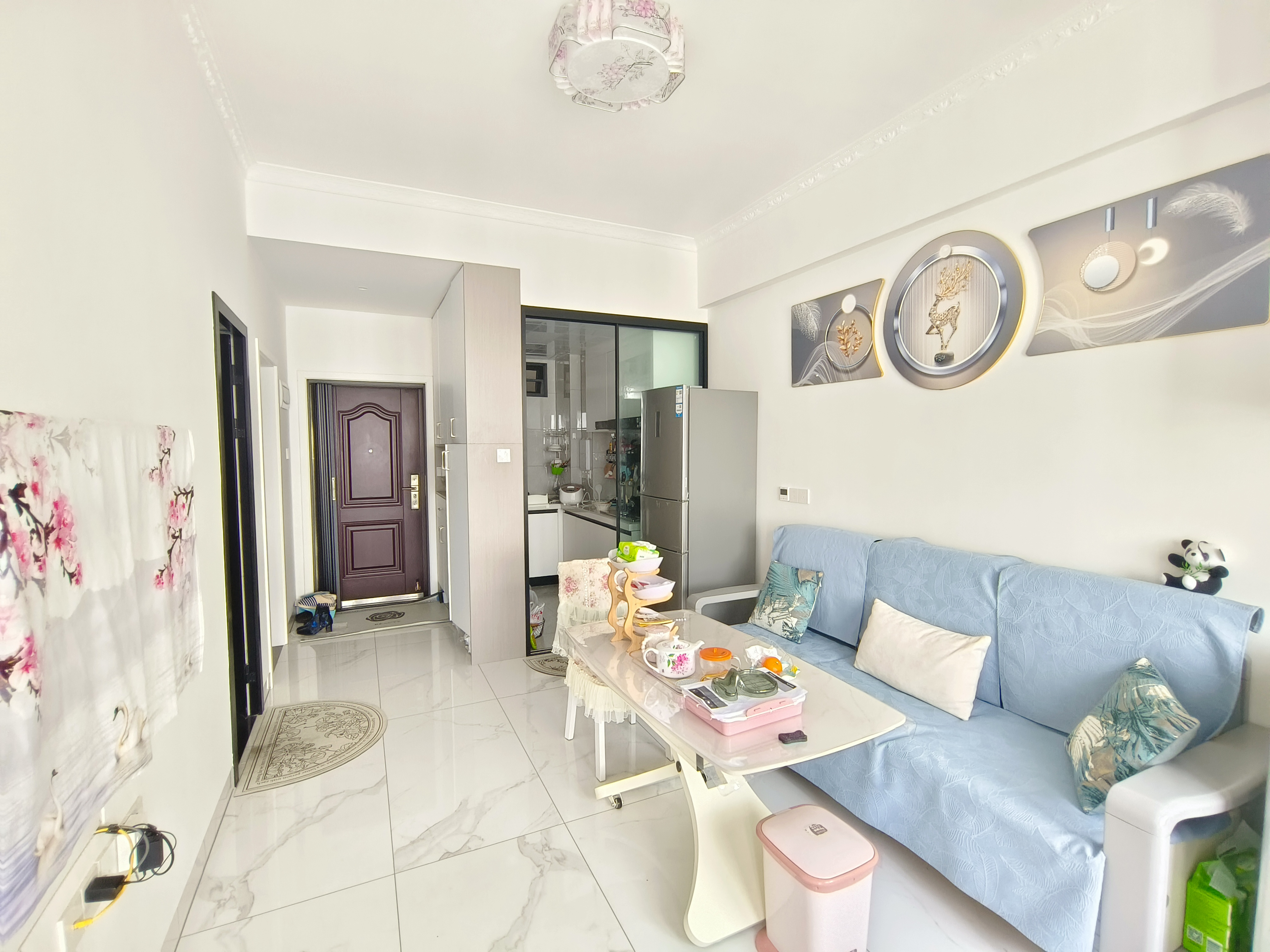 芷兰公馆西区 2室1厅1卫 1800.0元/月 芷兰公馆西区 2室1厅1卫 1800.0元/月室内图