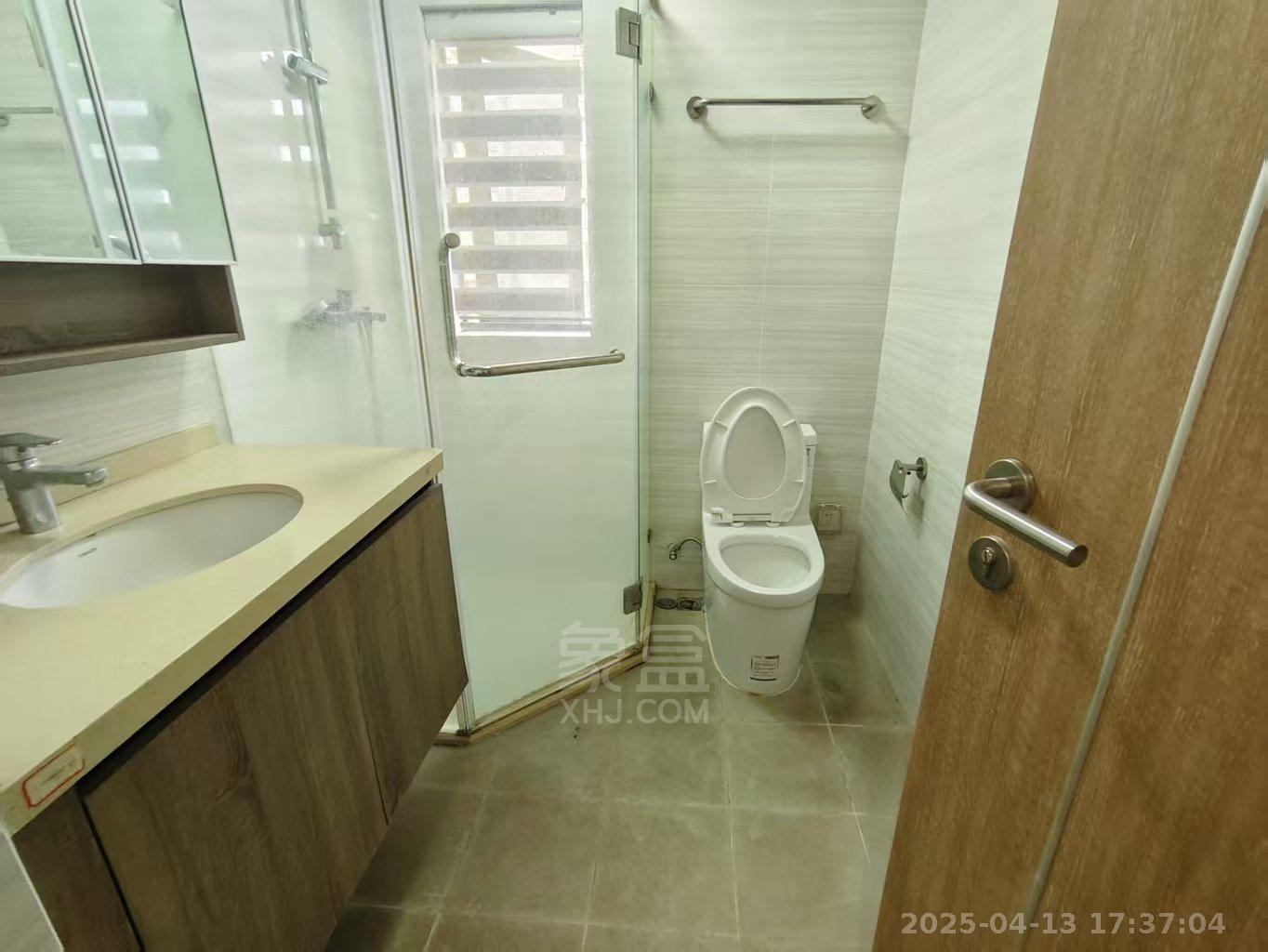 东部美的城 4室2厅2卫 2200.0元/月 东部美的城 4室2厅2卫 2200.0元/月室内图