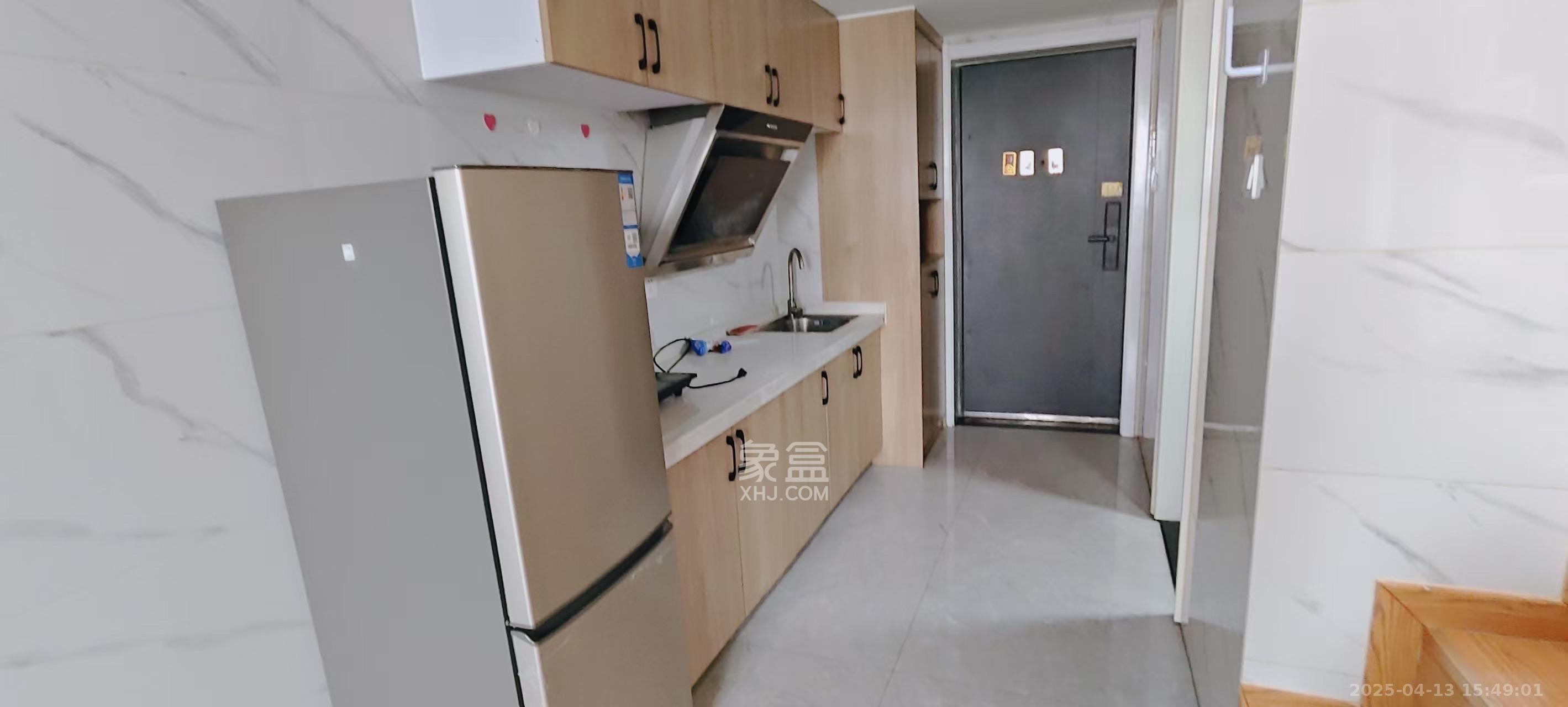 芙蓉万国城MOMA(卓越汇富苑) 1室0厅0卫 1800.0元/月 芙蓉万国城MOMA(卓越汇富苑) 1室0厅0卫 1800.0元/月室内图