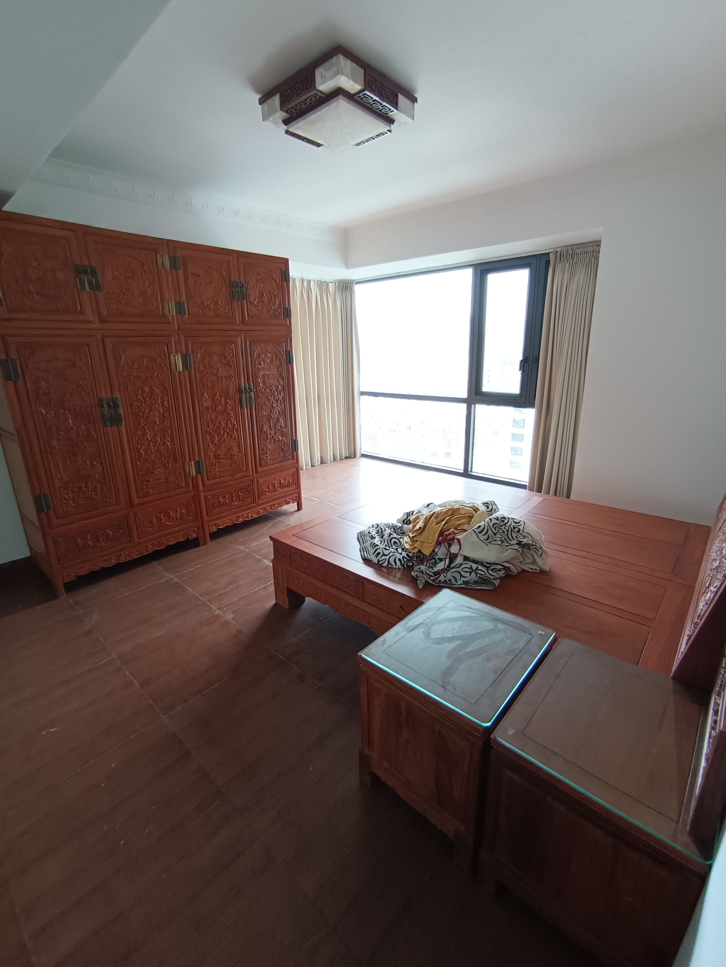 兆南绿岛家园 4室2厅3卫 4500.0元/月 兆南绿岛家园 4室2厅3卫 4500.0元/月室内图