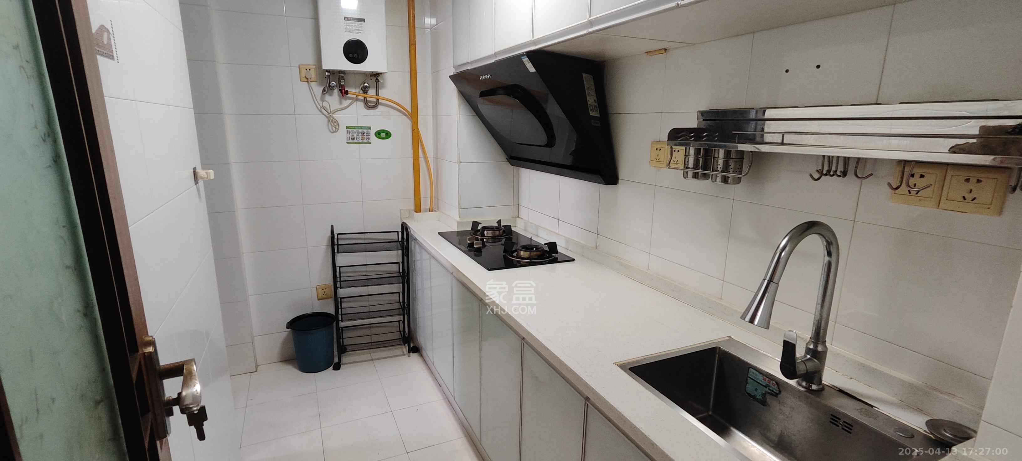 芙蓉公馆  2室1厅1卫    2800.0元/月室内图