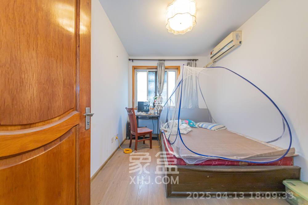 韶峰星苑(韶峰尚南UP公寓)  3室2厅1卫    1600.0元/月 韶峰星苑(韶峰尚南UP公寓)  3室2厅1卫    1600.0元/月