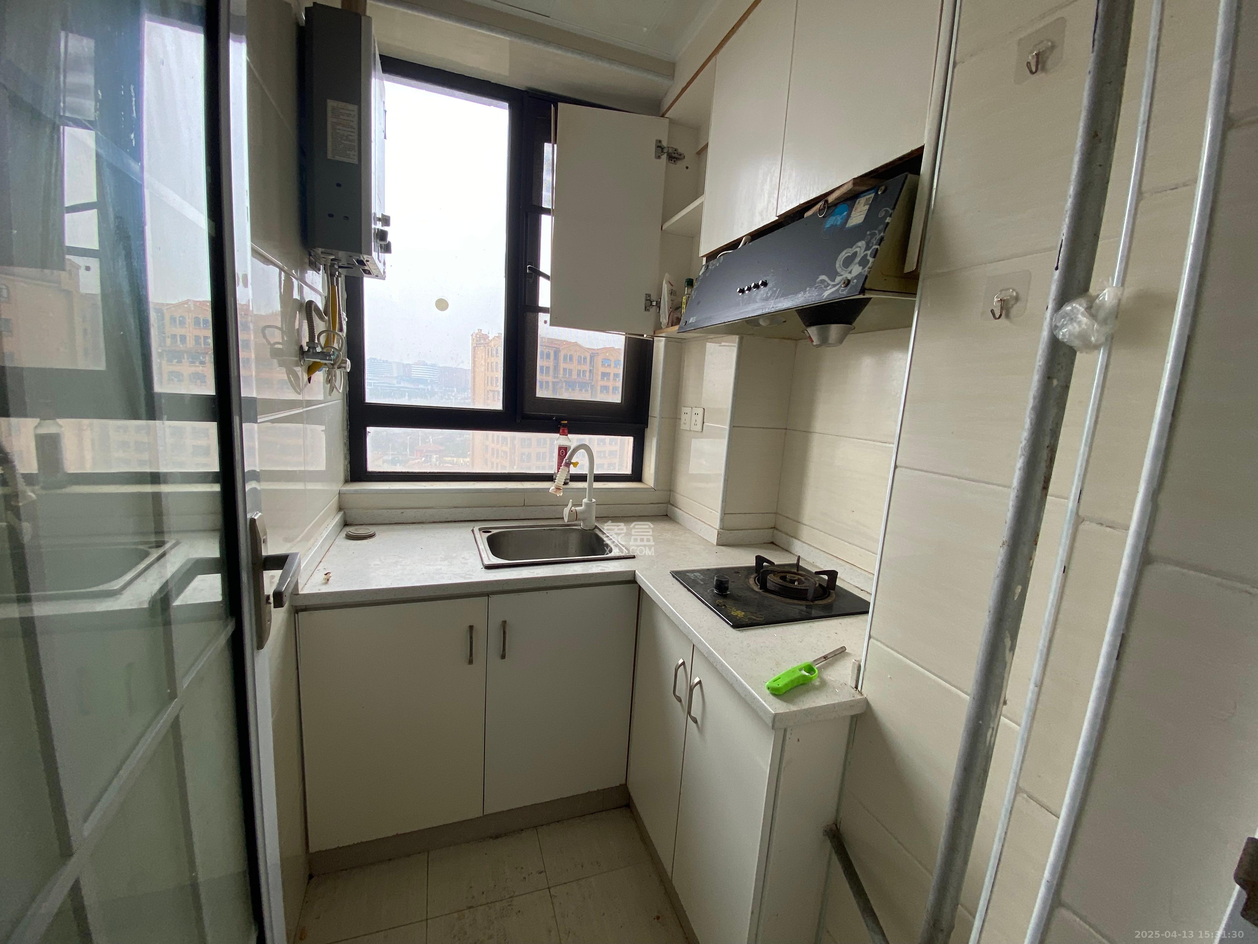 中信凯旋蓝岸(中信新城三期) 1室1厅1卫 1100.0元/月 中信凯旋蓝岸(中信新城三期) 1室1厅1卫 1100.0元/月室内图