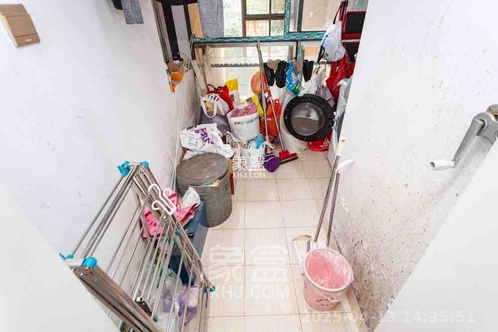 勤诚达新界  3室2厅1卫   1800.00元/月室内图