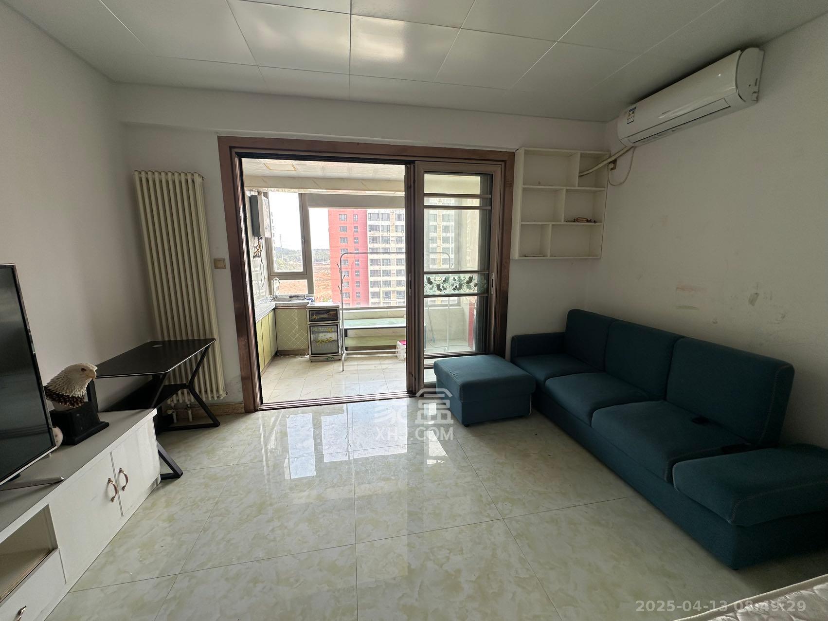 怡海星城  1室1厅1卫    1100.0元/月室内图