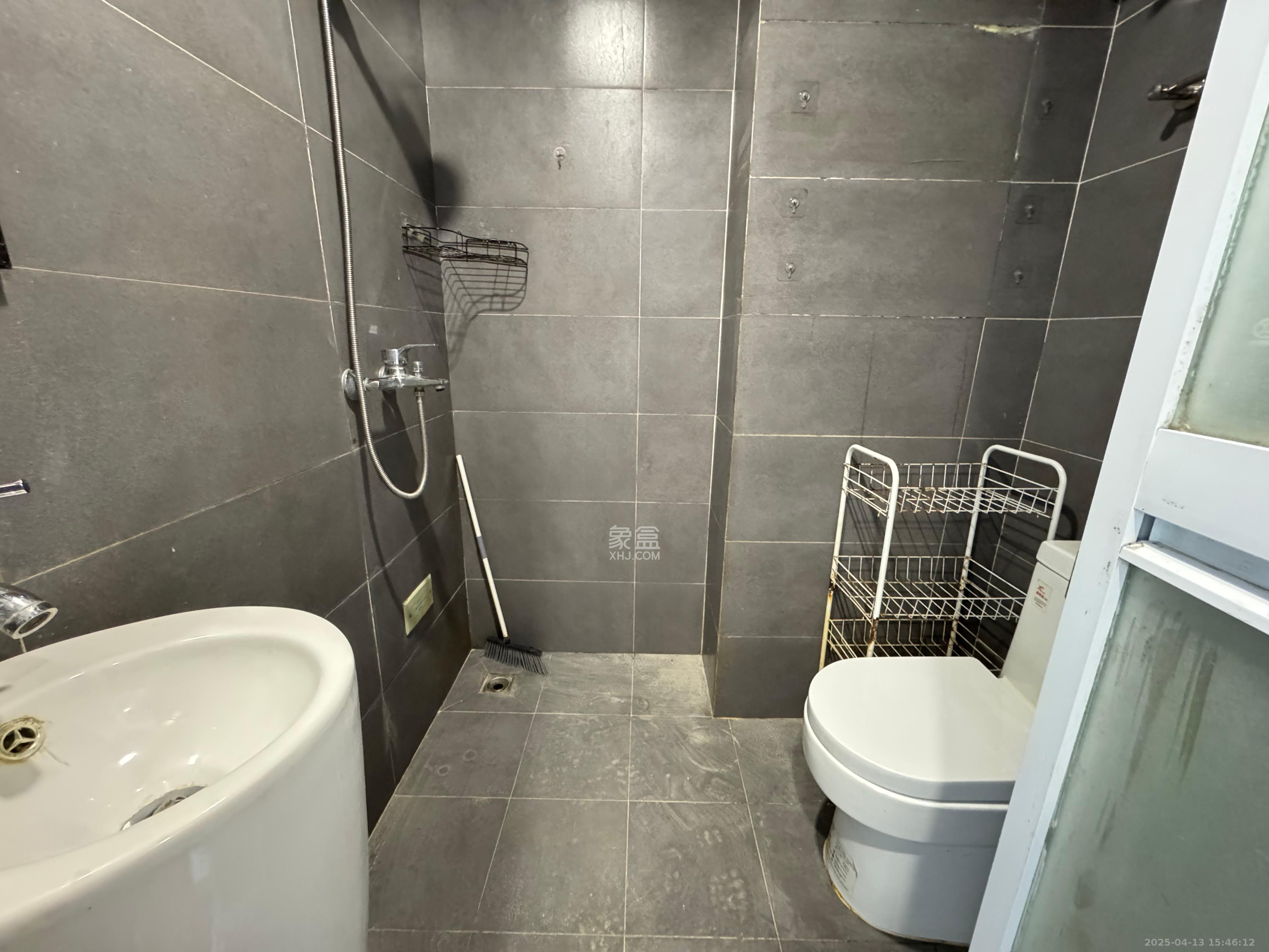 叠彩兰亭 1室1厅1卫 1600.0元/月 叠彩兰亭 1室1厅1卫 1600.0元/月室内图