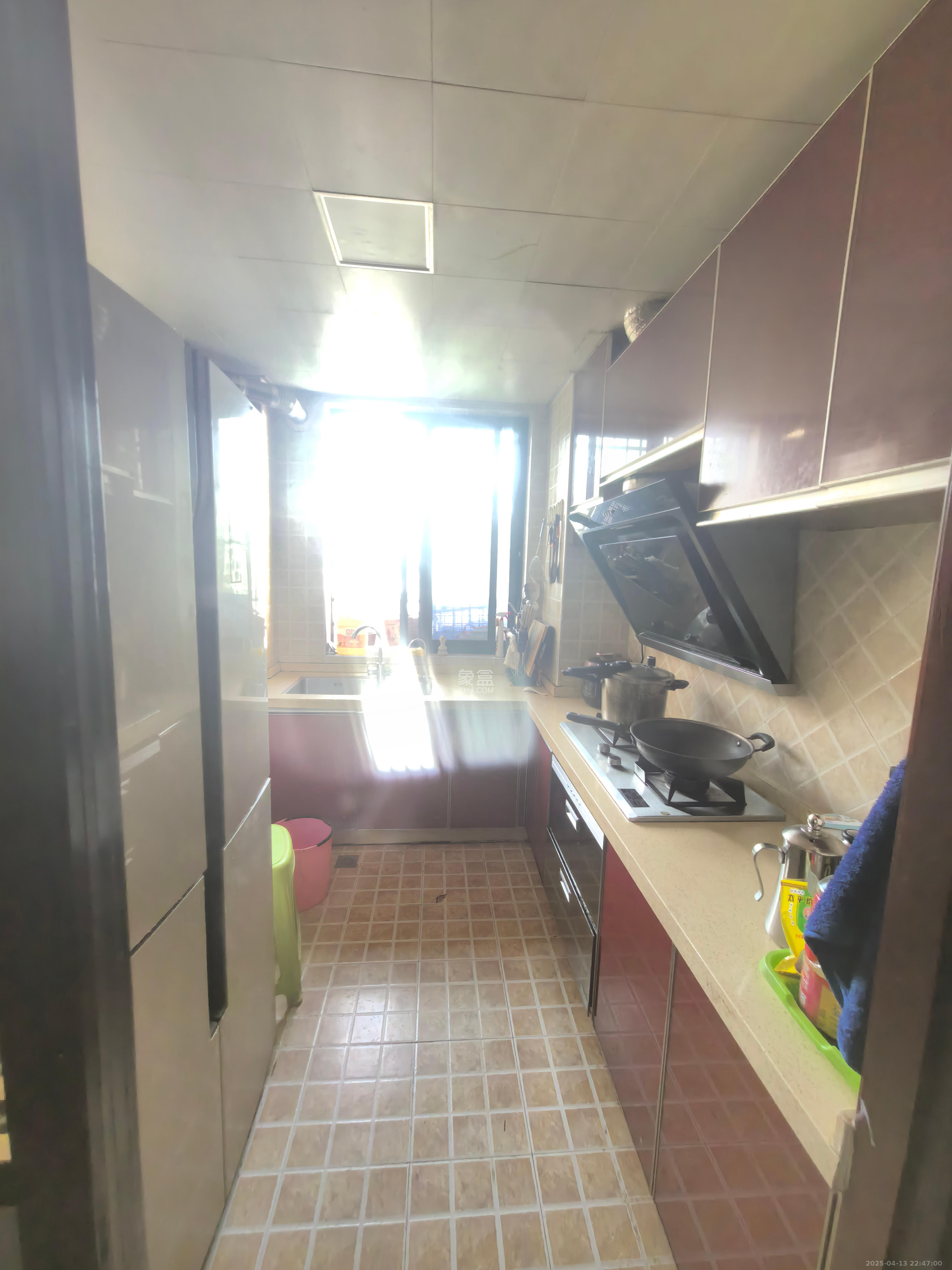 世纪桃花苑  2室2厅1卫    2100.0元/月 世纪桃花苑  2室2厅1卫    2100.0元/月室内图