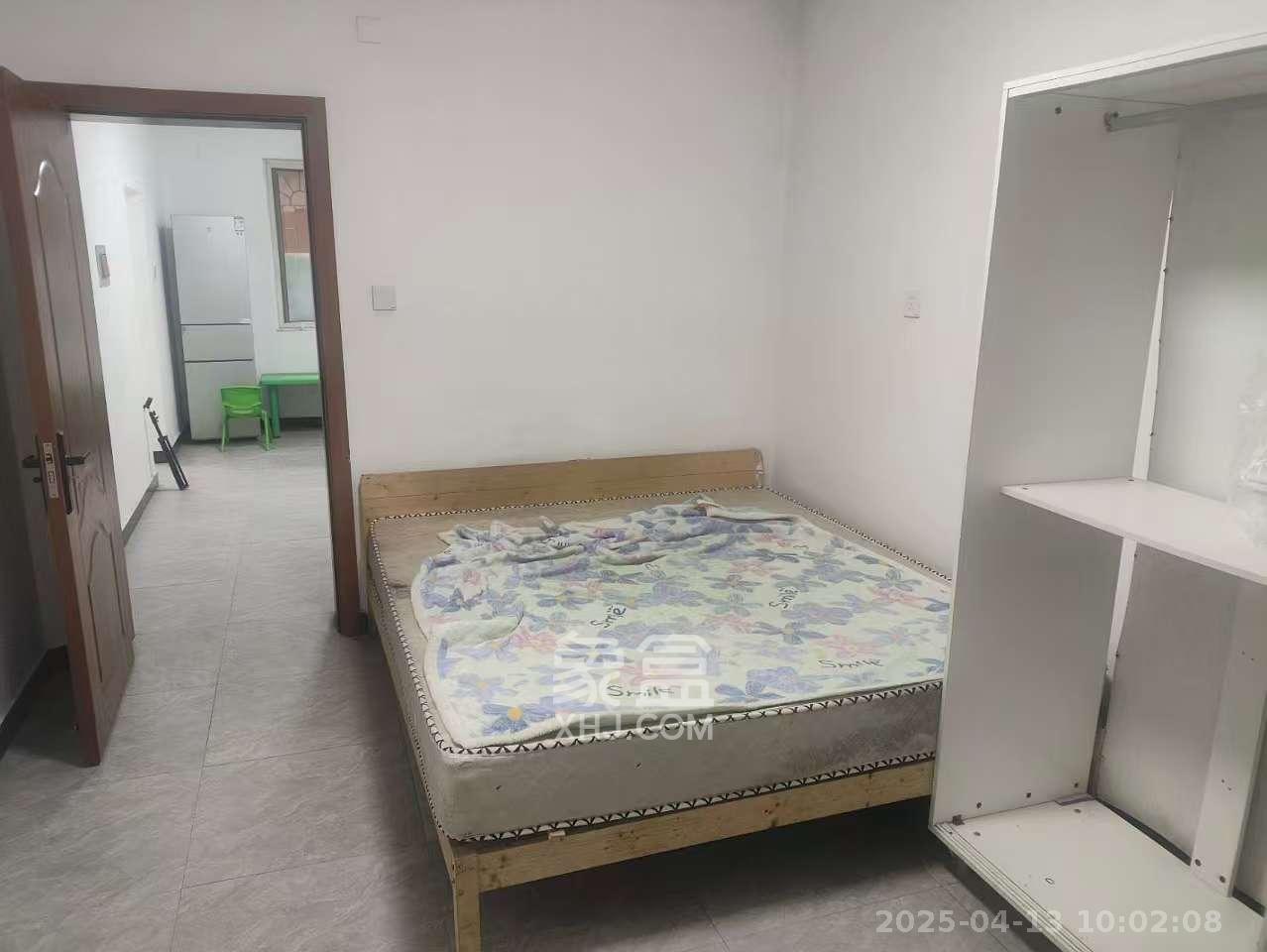 静谧园  1室1厅1卫   1050.00元/月室内图