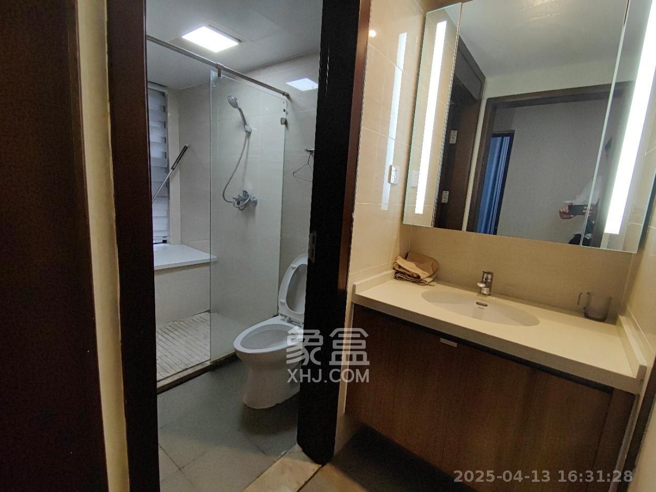 荣泰广场  3室2厅1卫   2600.00元/月室内图