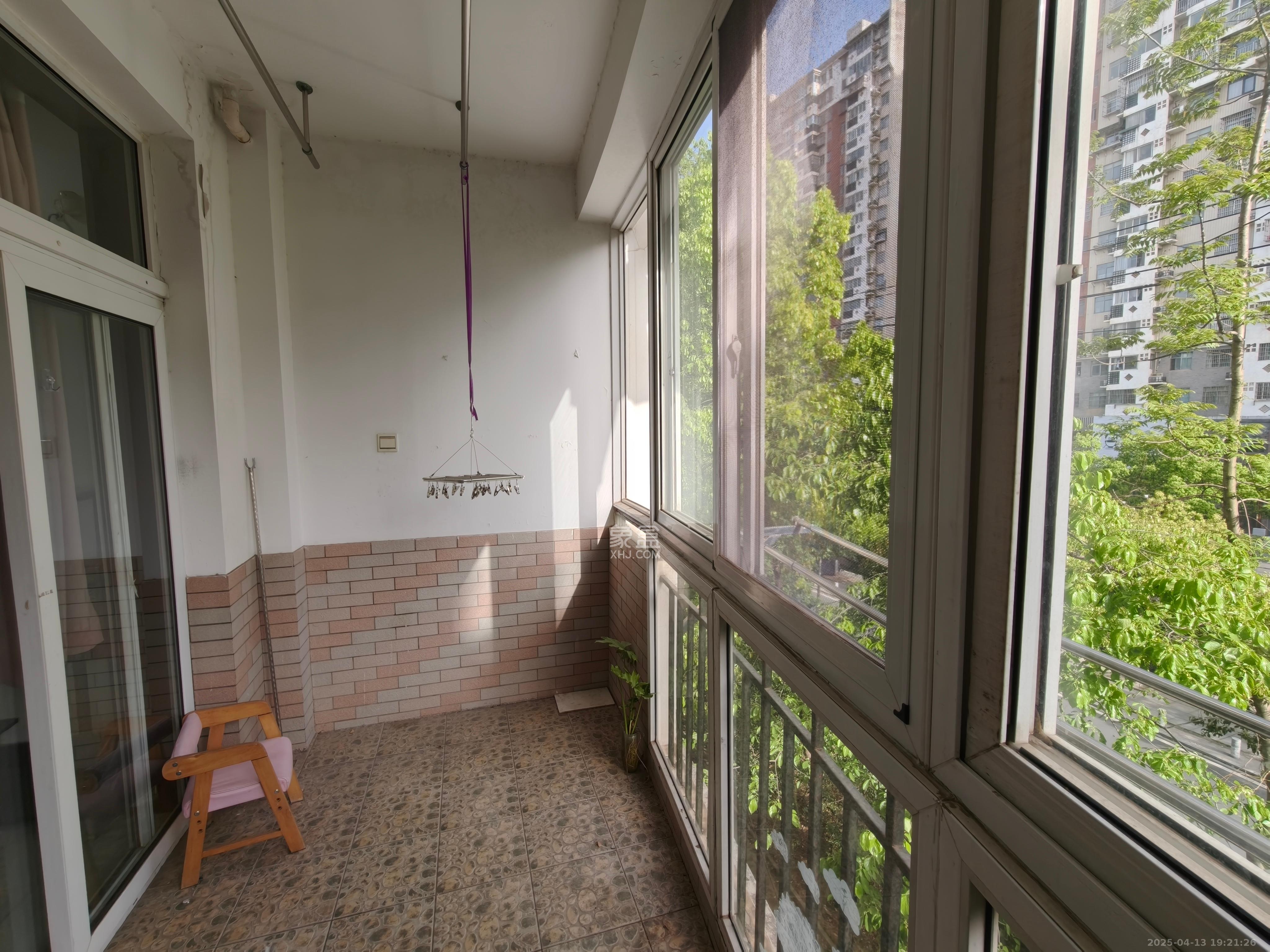 科大佳园南苑 3室2厅2卫 2900.0元/月 科大佳园南苑 3室2厅2卫 2900.0元/月室内图