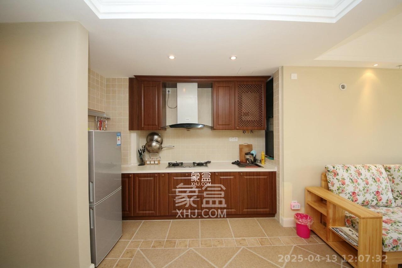 保利城(中航城国际社区、郡原美村) 3室2厅1卫 2100.0元/月 保利城(中航城国际社区、郡原美村) 3室2厅1卫 2100.0元/月室内图