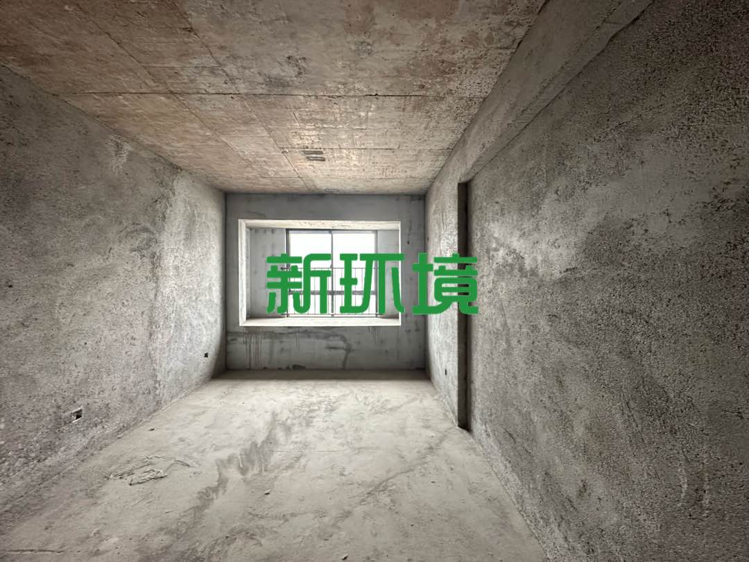 江与城  4室2厅2卫   88.00万客厅