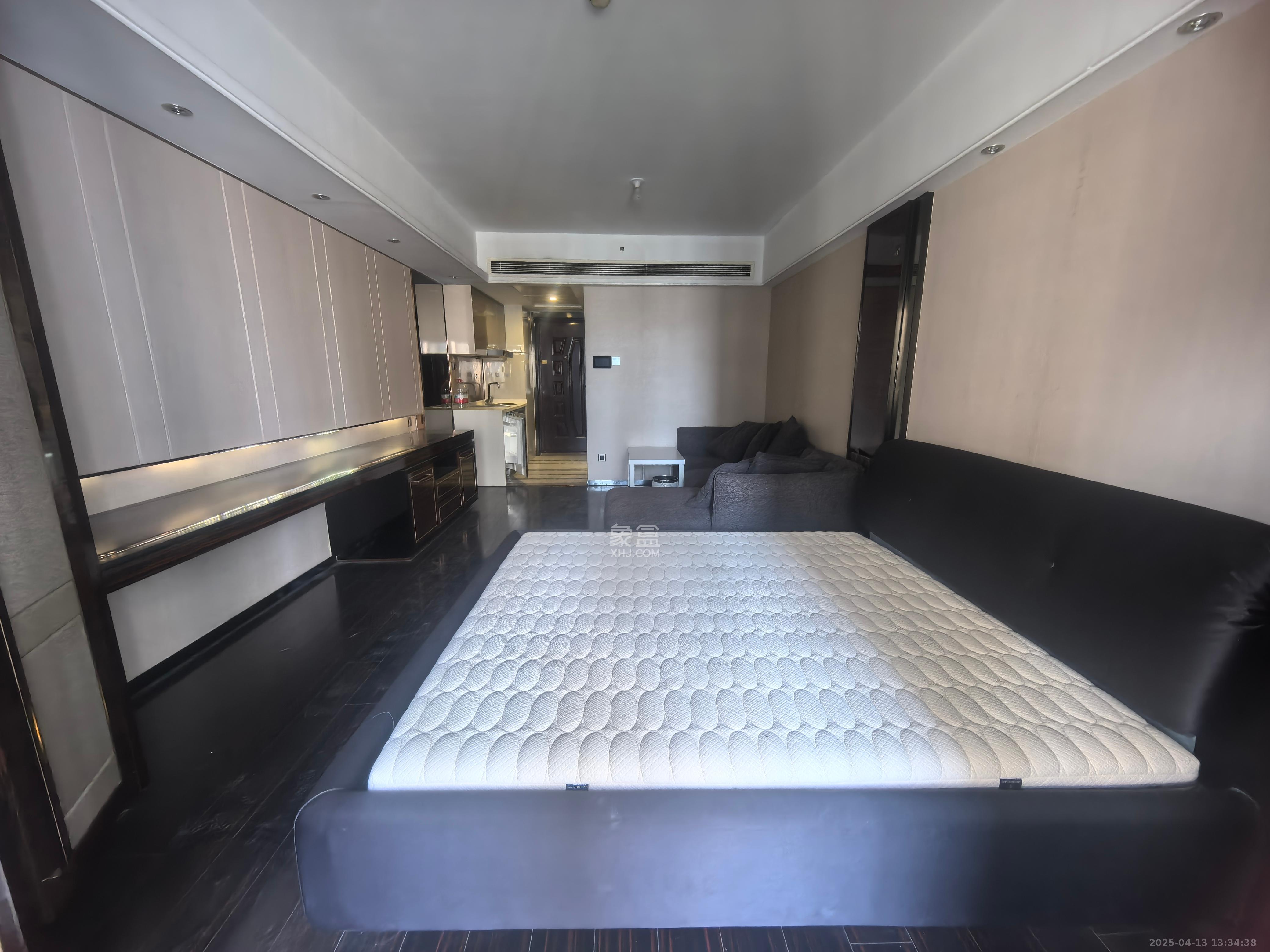 保利国际广场 1室1厅1卫 2500.0元/月 保利国际广场 1室1厅1卫 2500.0元/月室内图