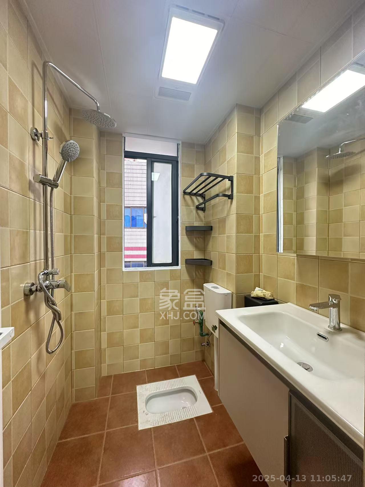 湖橡宿舍/湖橡小区 2室1厅1卫 1200.0元/月 湖橡宿舍/湖橡小区 2室1厅1卫 1200.0元/月室内图