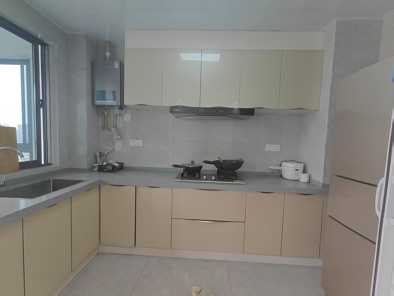 康雅苑 3室2厅2卫 1600.0元/月 康雅苑 3室2厅2卫 1600.0元/月室内图