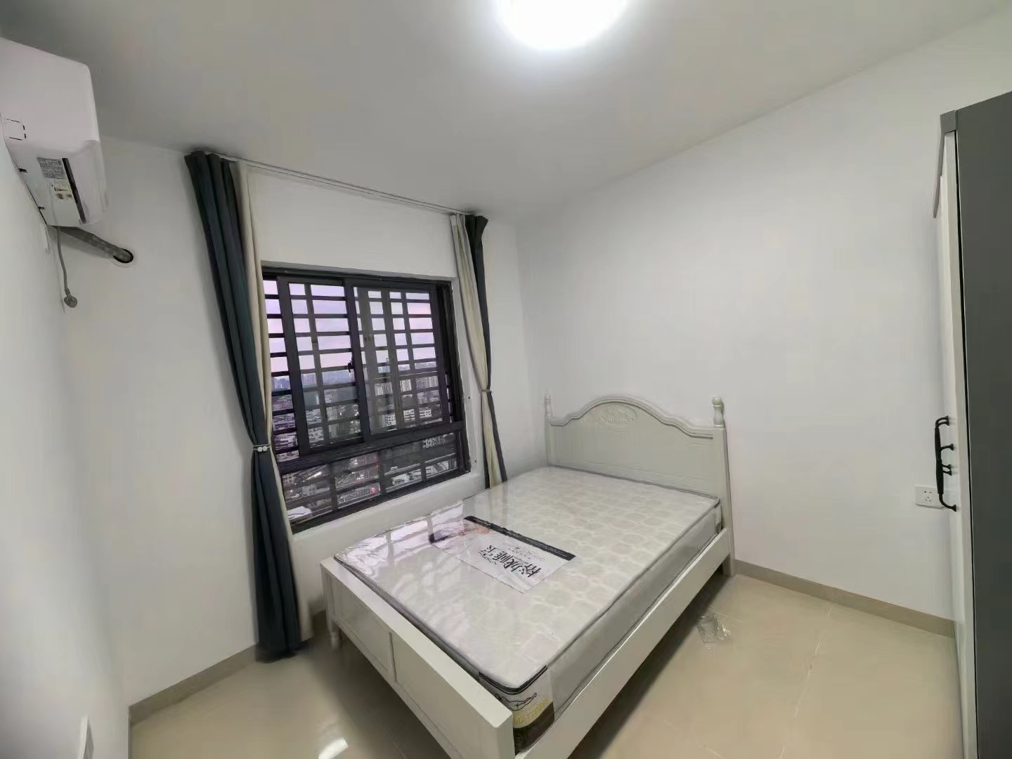 龙城新景  1室0厅0卫   2600.00元/月室内图