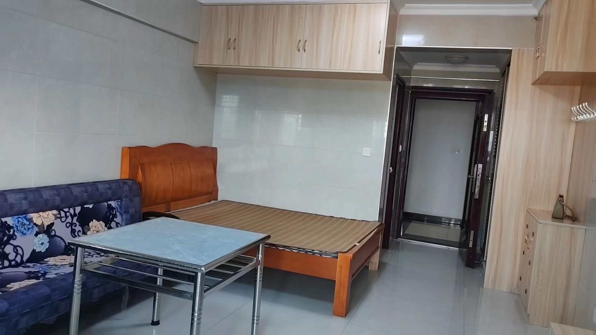 思源小区  3室1厅2卫    1300.0元/月 思源小区  3室1厅2卫    1300.0元/月室内图