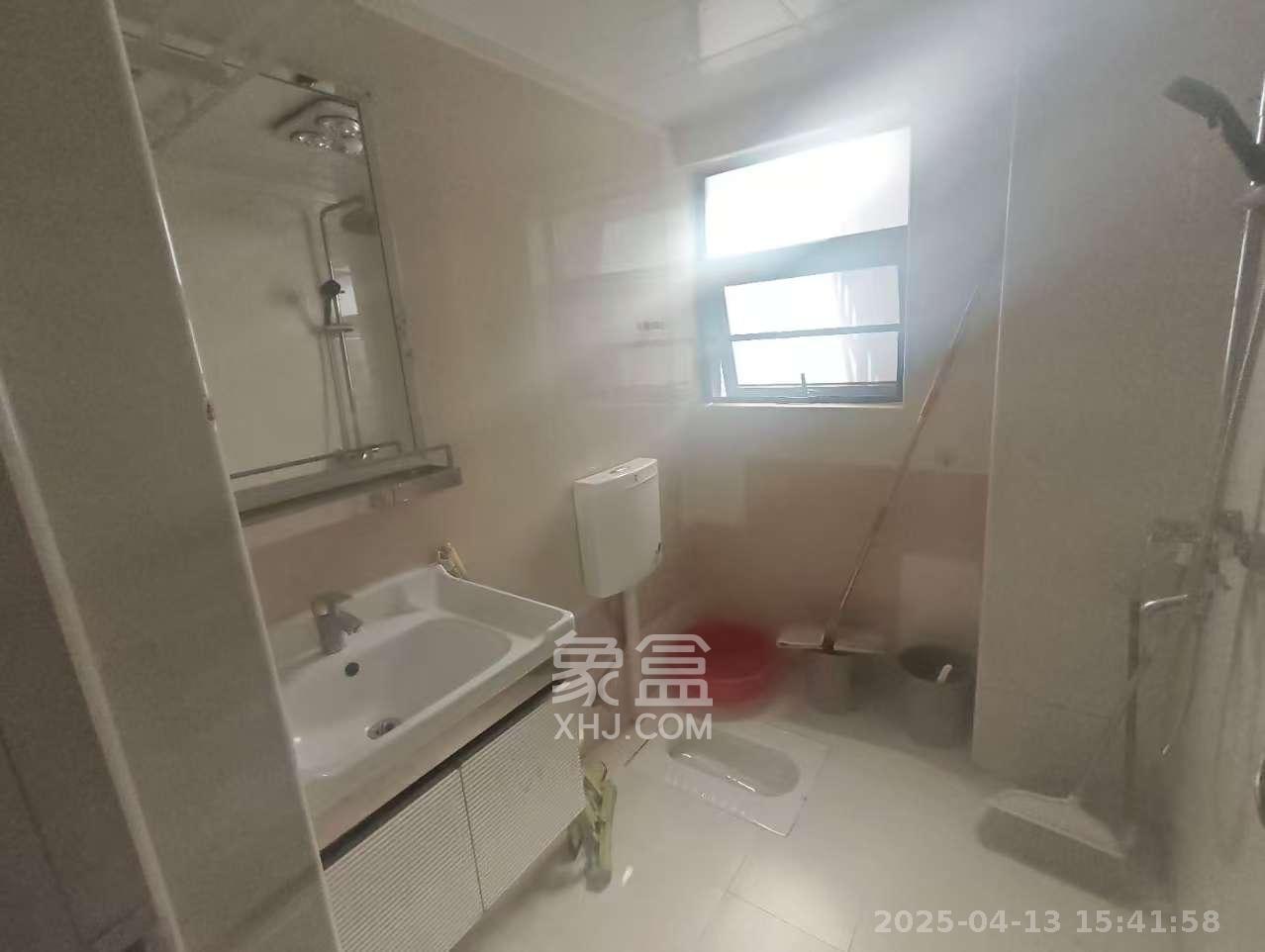 东驿竹园  2室2厅1卫    2100.0元/月室内图