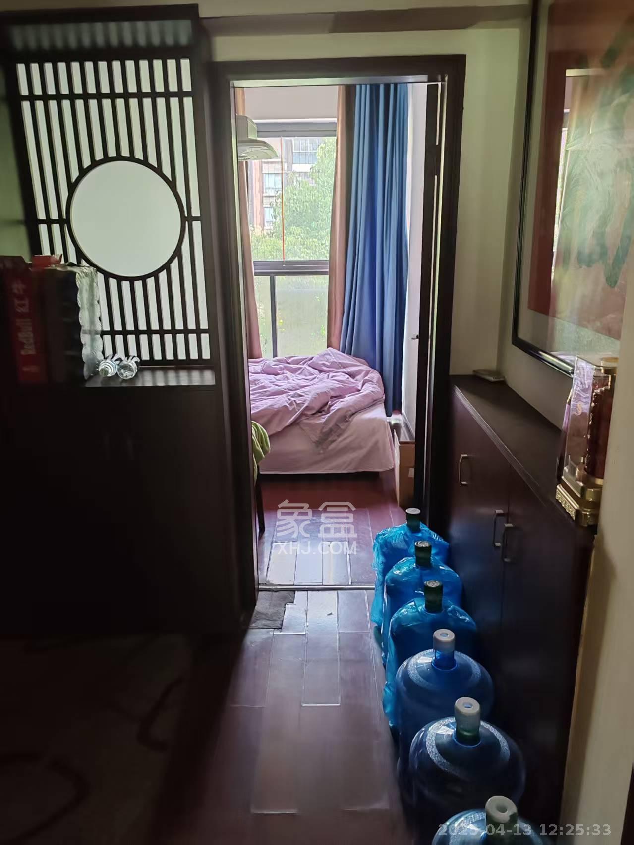 天城泰祥苑 4室2厅2卫 4500.0元/月 天城泰祥苑 4室2厅2卫 4500.0元/月室内图