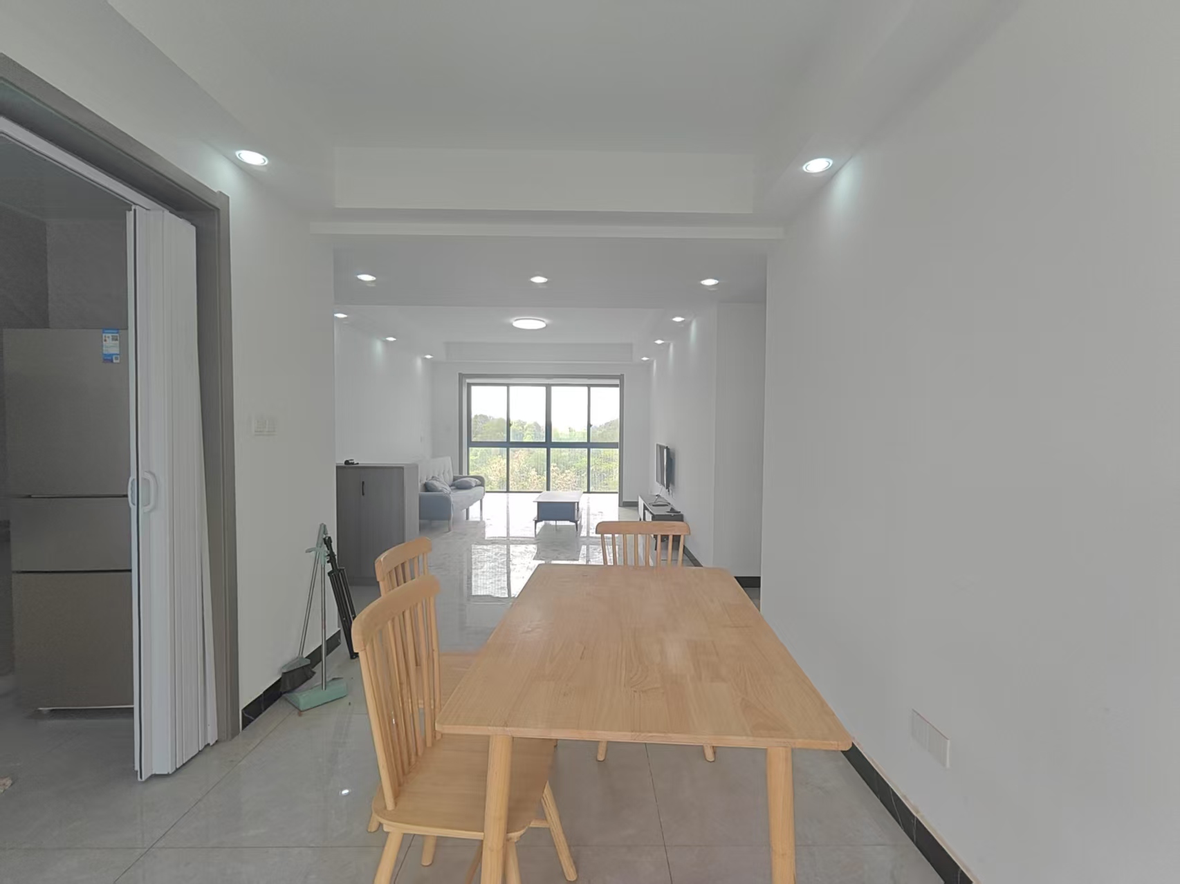 康雅苑 3室2厅2卫 1600.0元/月 康雅苑 3室2厅2卫 1600.0元/月室内图