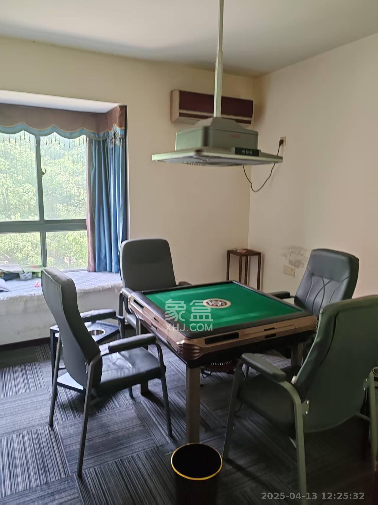 天城泰祥苑 4室2厅2卫 4500.0元/月 天城泰祥苑 4室2厅2卫 4500.0元/月室内图