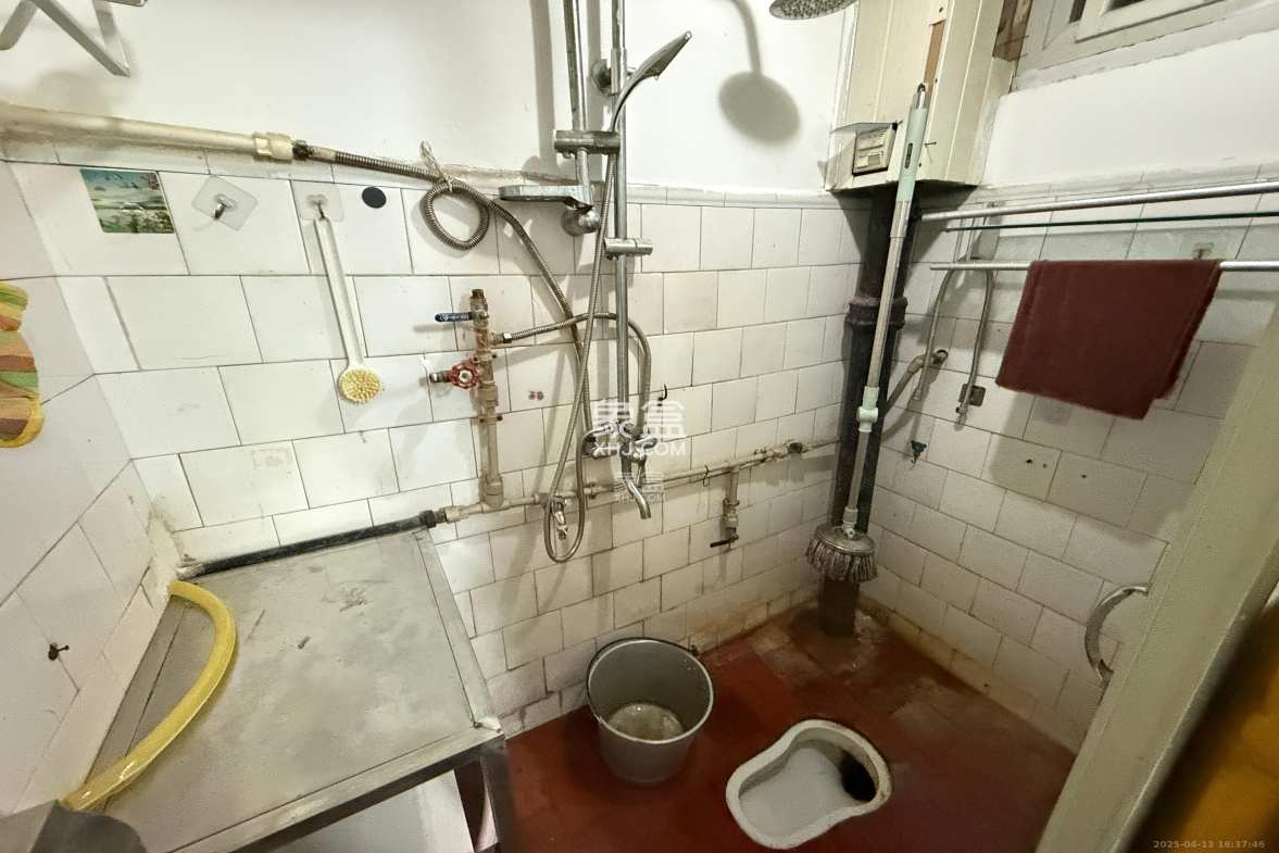 东瓜山一村 1室0厅0卫 1400.0元/月 东瓜山一村 1室0厅0卫 1400.0元/月室内图