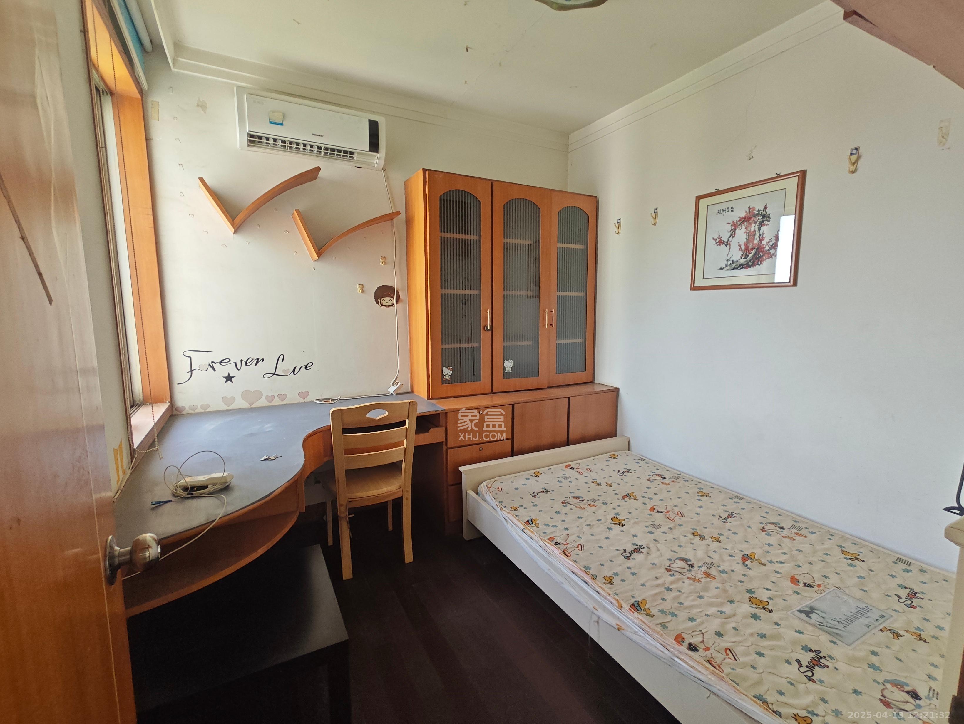 华天望族苑 3室2厅1卫 2500.0元/月 华天望族苑 3室2厅1卫 2500.0元/月室内图