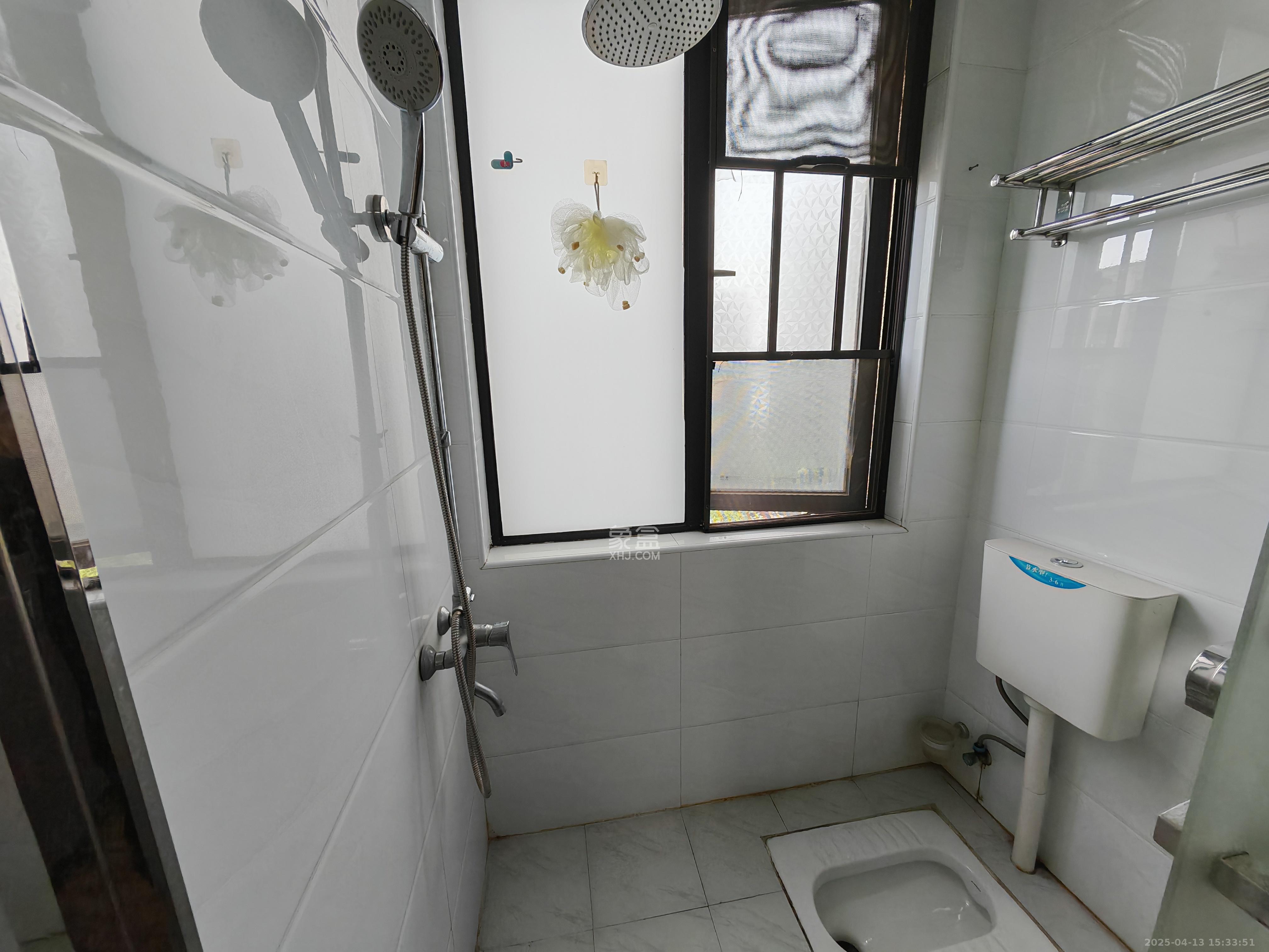 金茂梅溪湖 3室2厅2卫 3500.0元/月 金茂梅溪湖 3室2厅2卫 3500.0元/月室内图