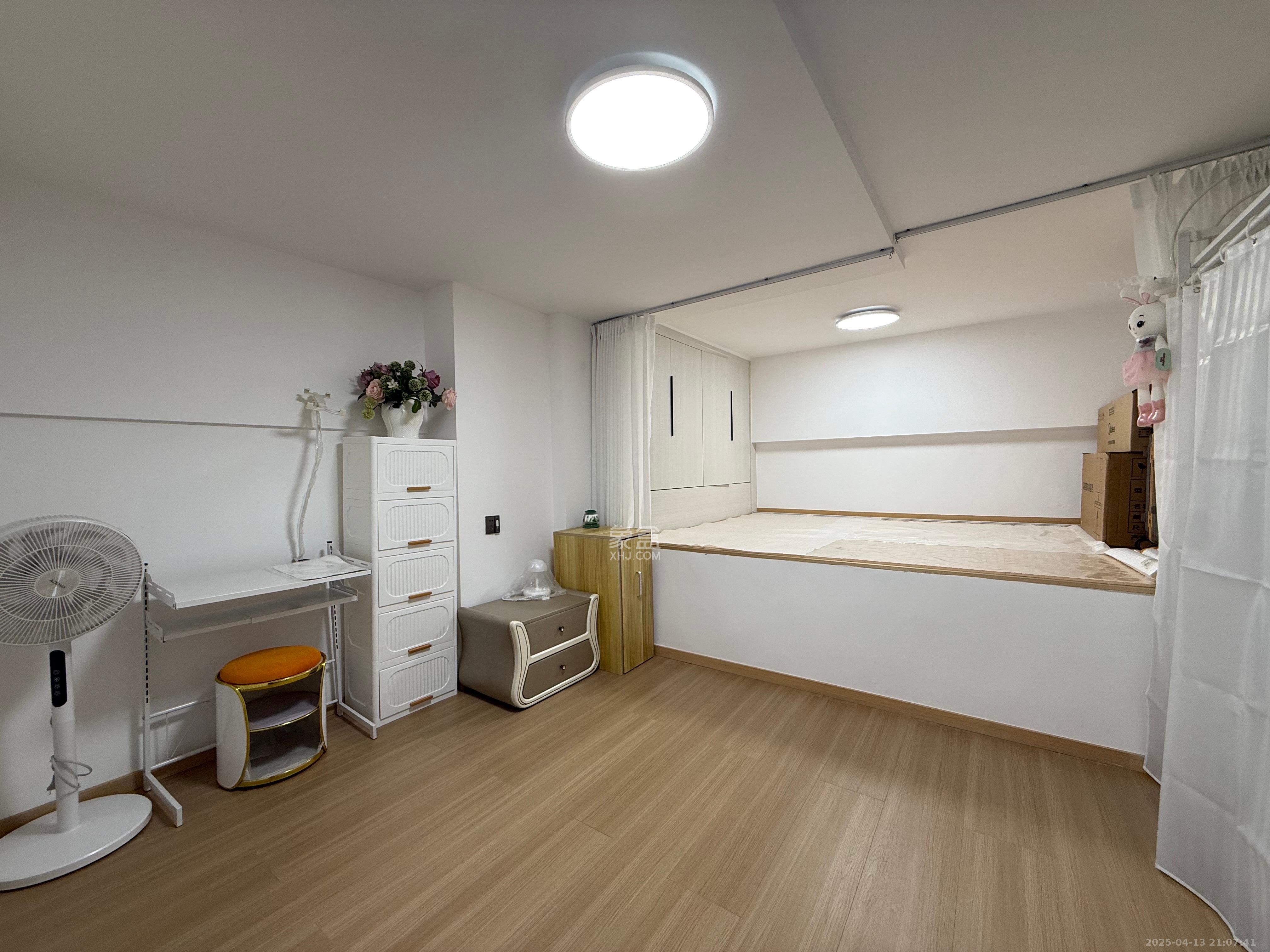 复地滨江金融中心 2室1厅1卫 3000.0元/月 复地滨江金融中心 2室1厅1卫 3000.0元/月室内图